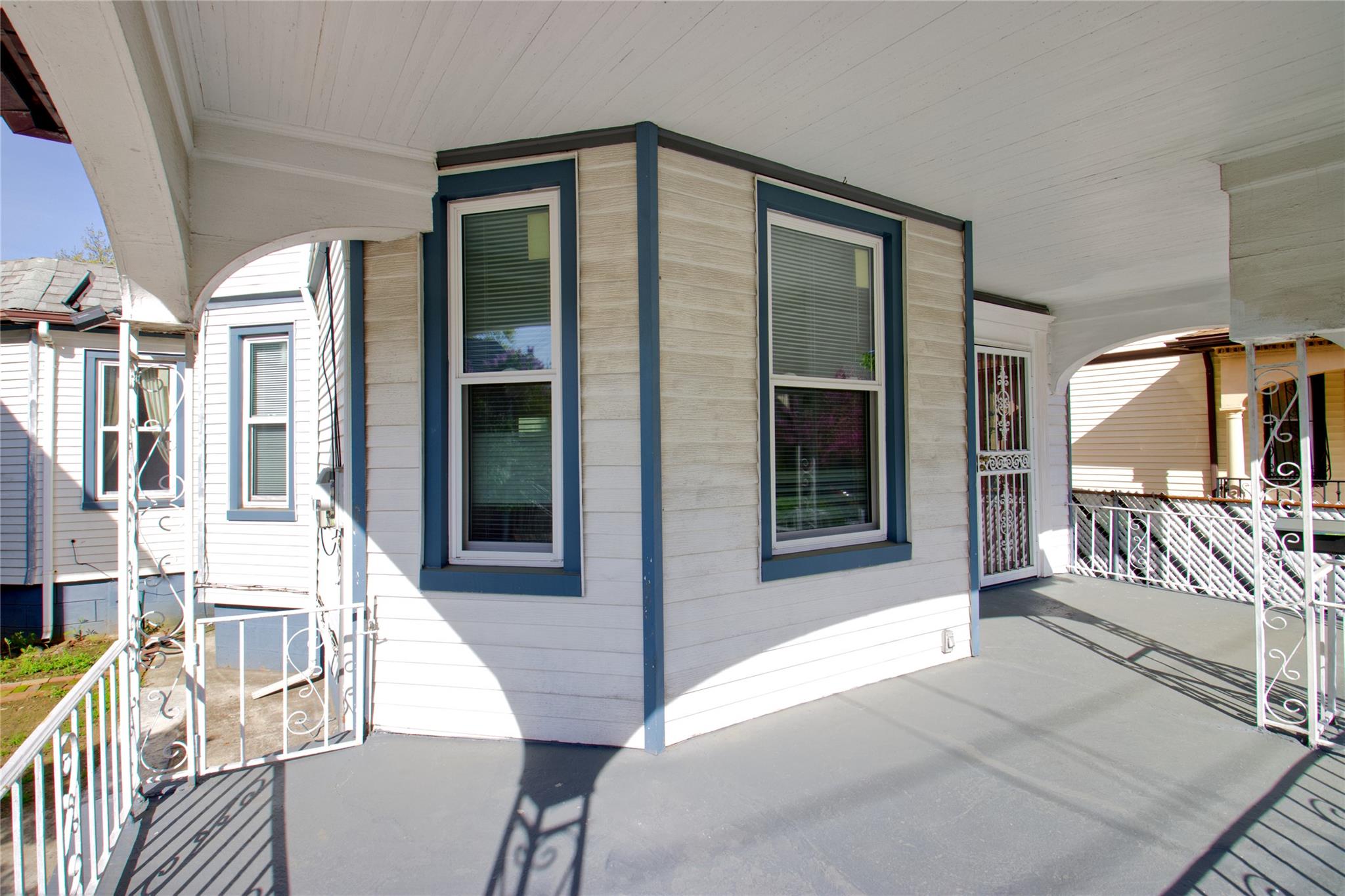 8746 117th Street, Richmond Hill, New York image 6