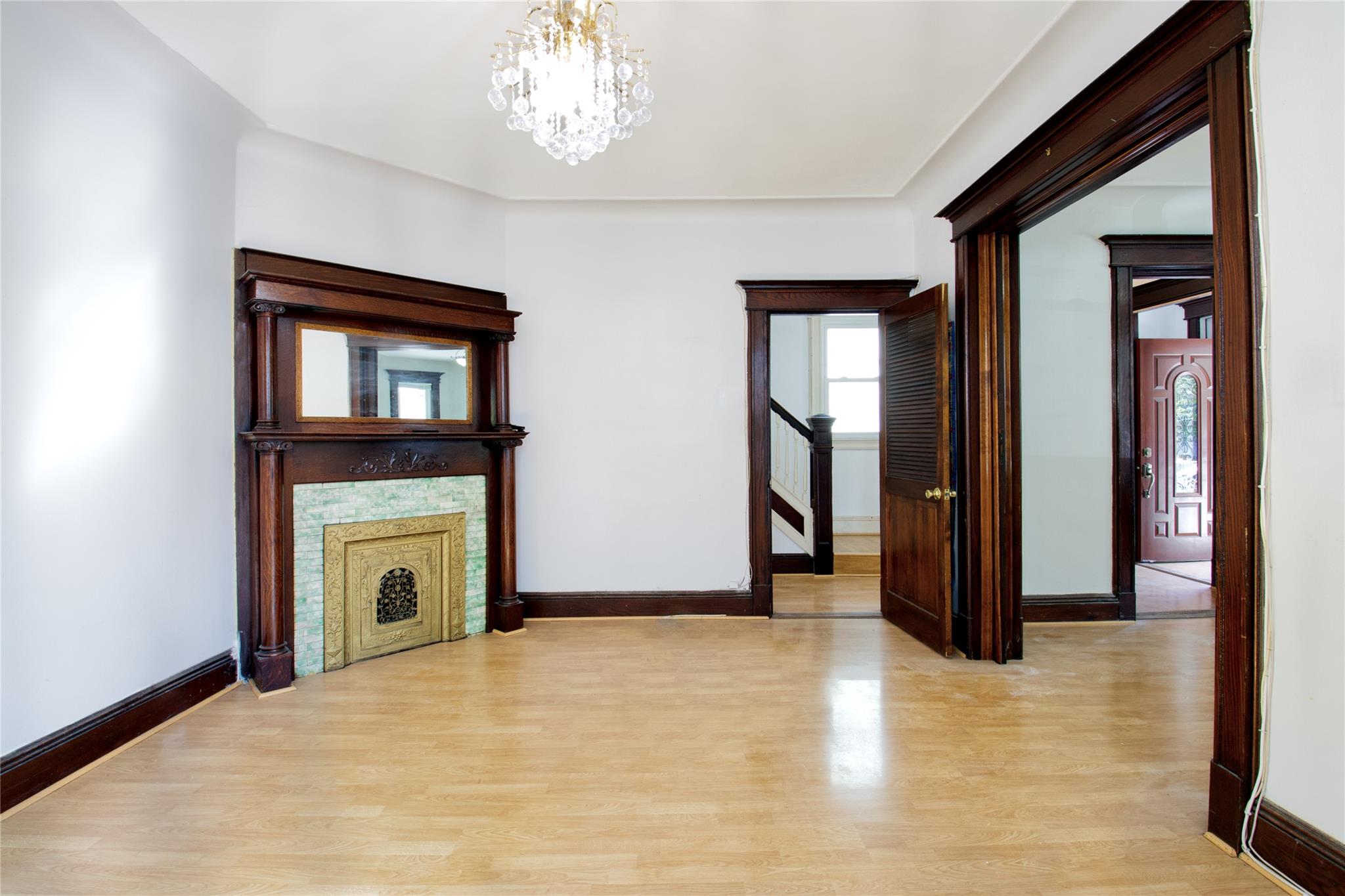 8746 117th Street, Richmond Hill, New York image 13