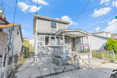 Homes For Sale - 1161 E 88th Street<br/> Brooklyn, NY 11236