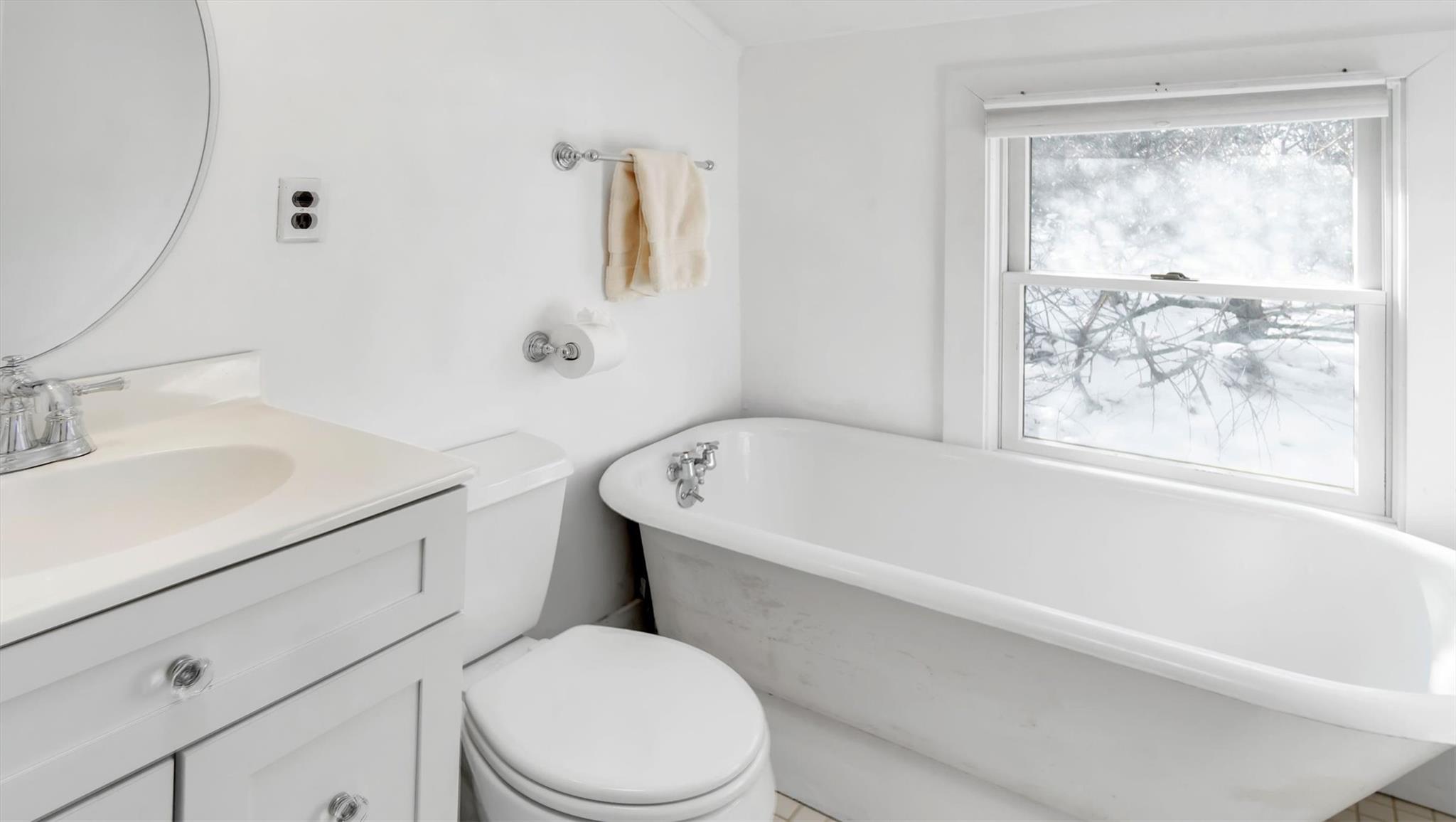 234 Dune Road, Quogue, New York image 20