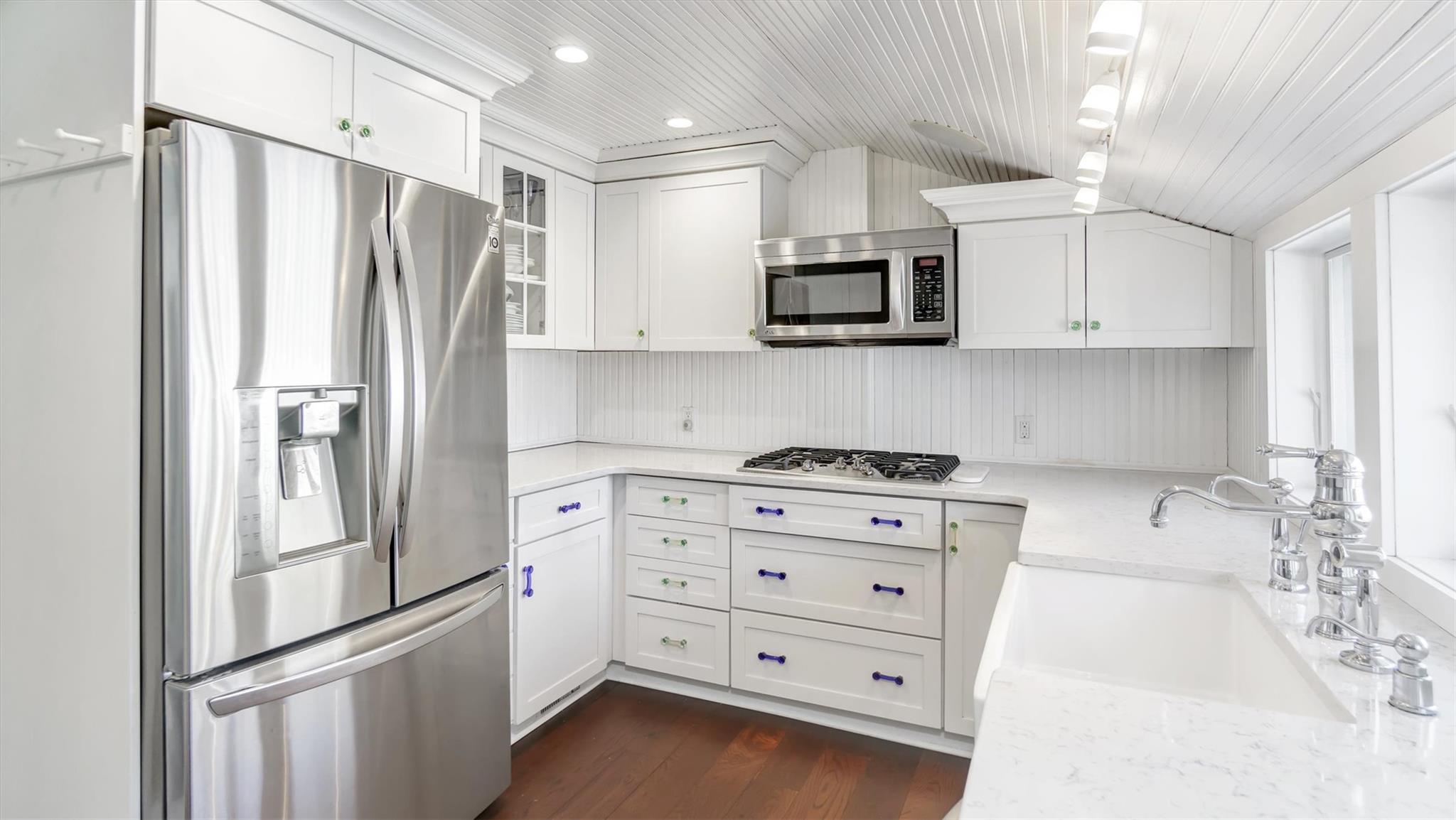 234 Dune Road, Quogue, New York image 12