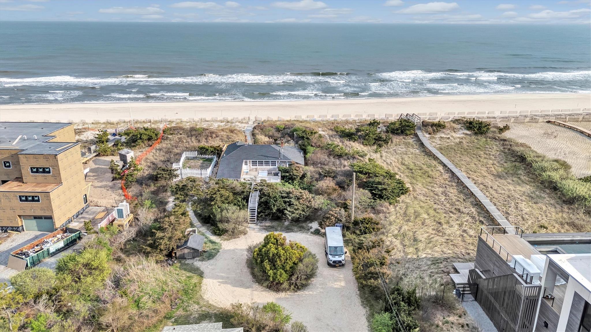 234 Dune Road, Quogue, New York image 25