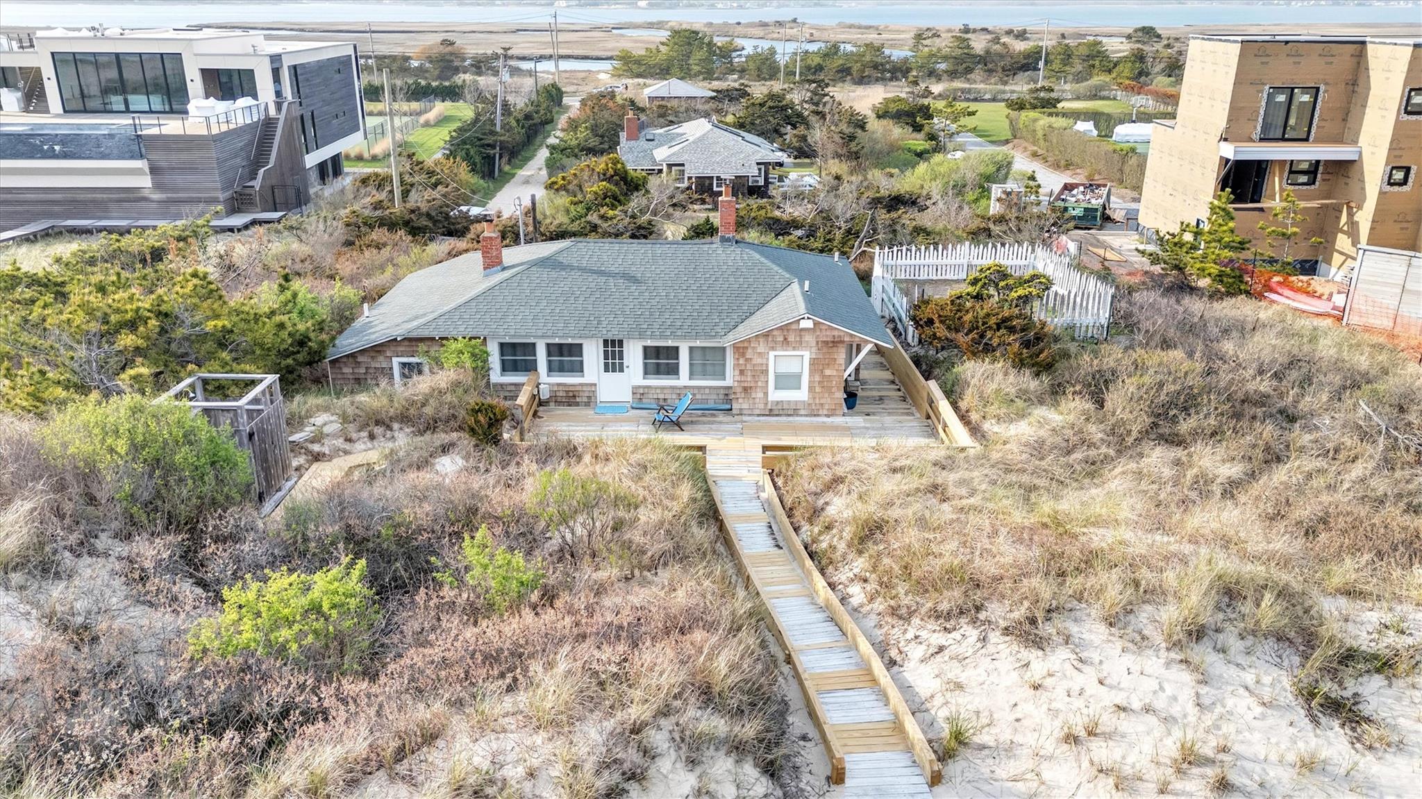 234 Dune Road, Quogue, New York image 23
