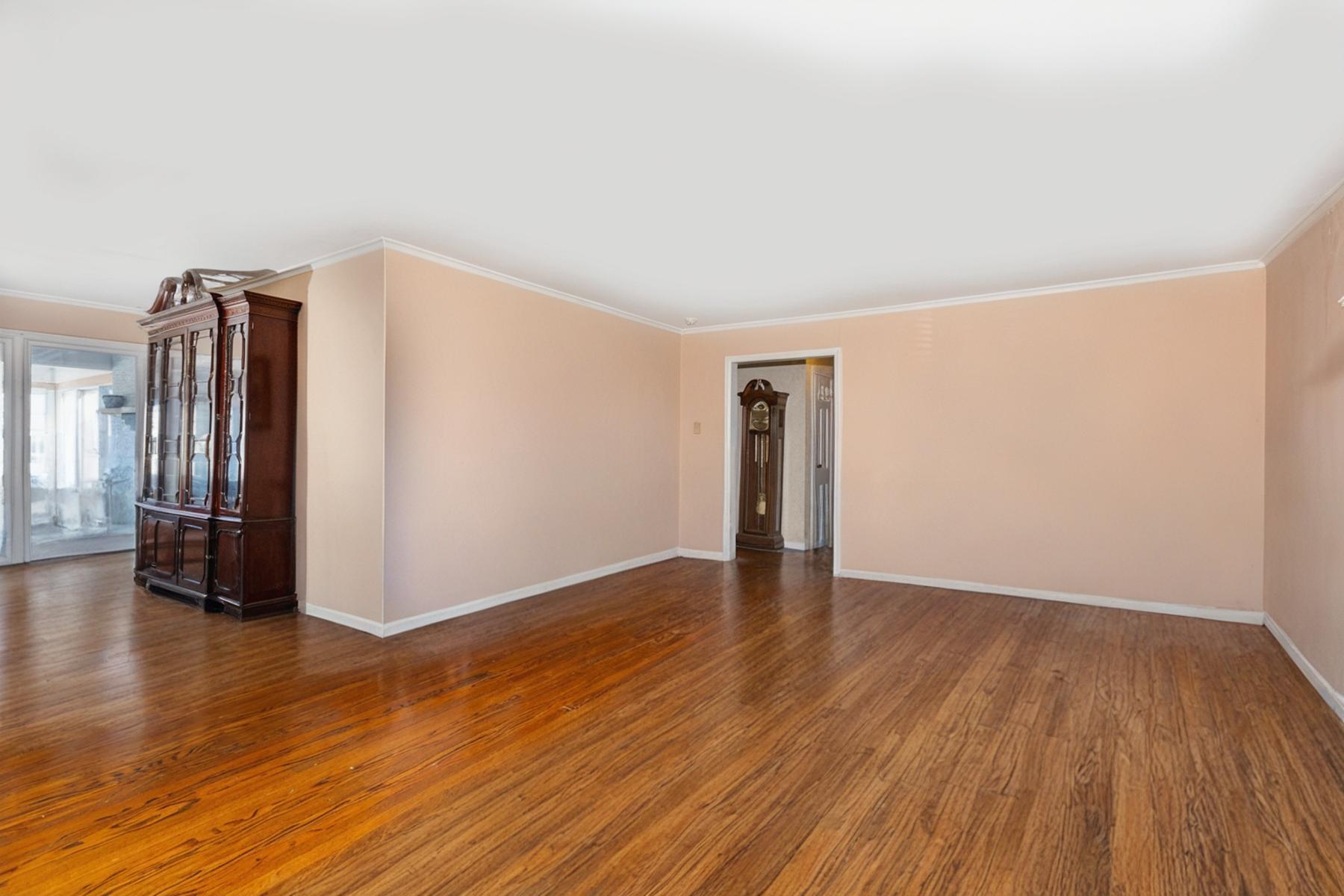 171 Wagstaff Lane, West Islip, New York image 20