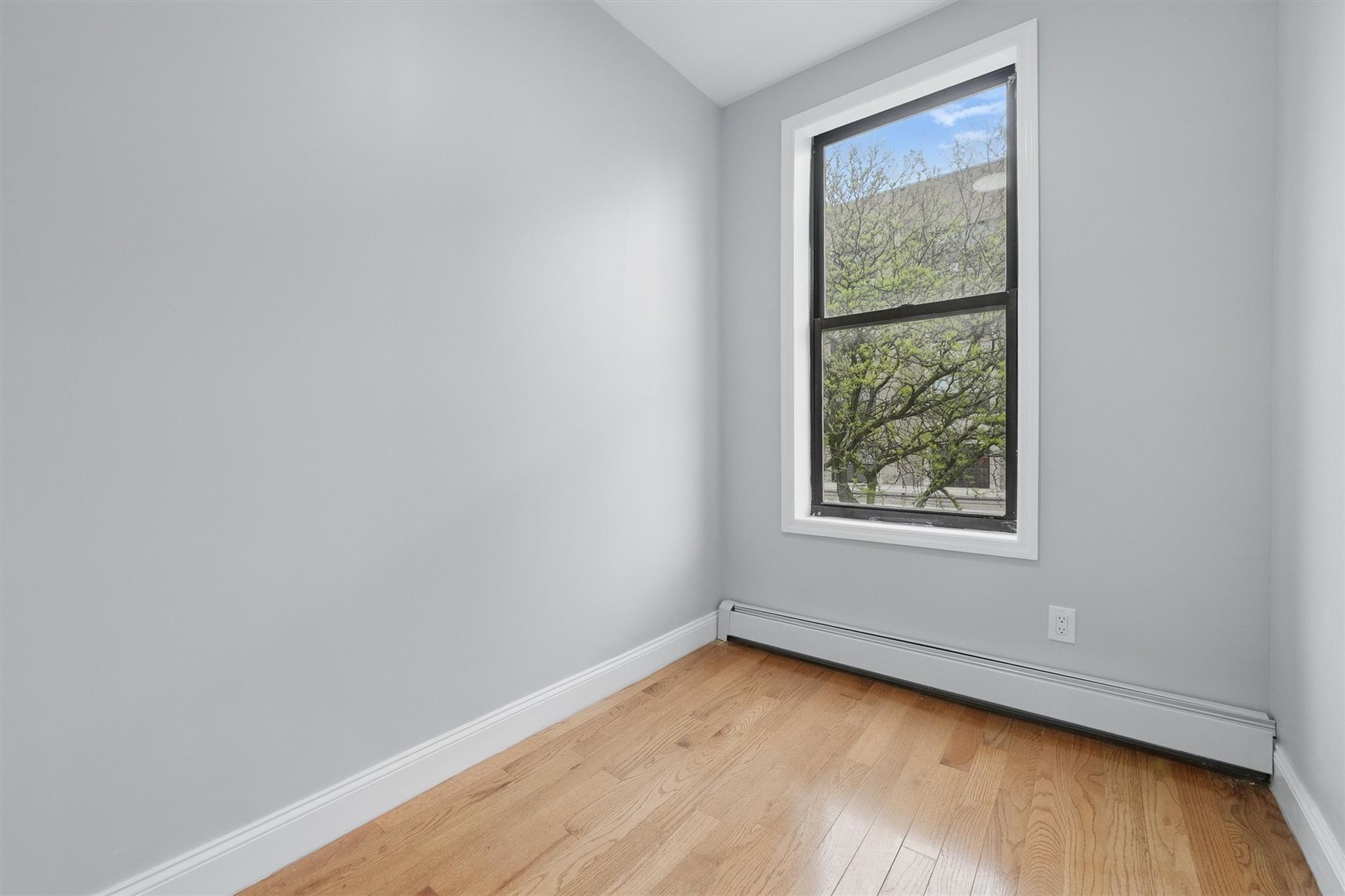 2073 Bathgate Avenue, Bronx, New York image 22
