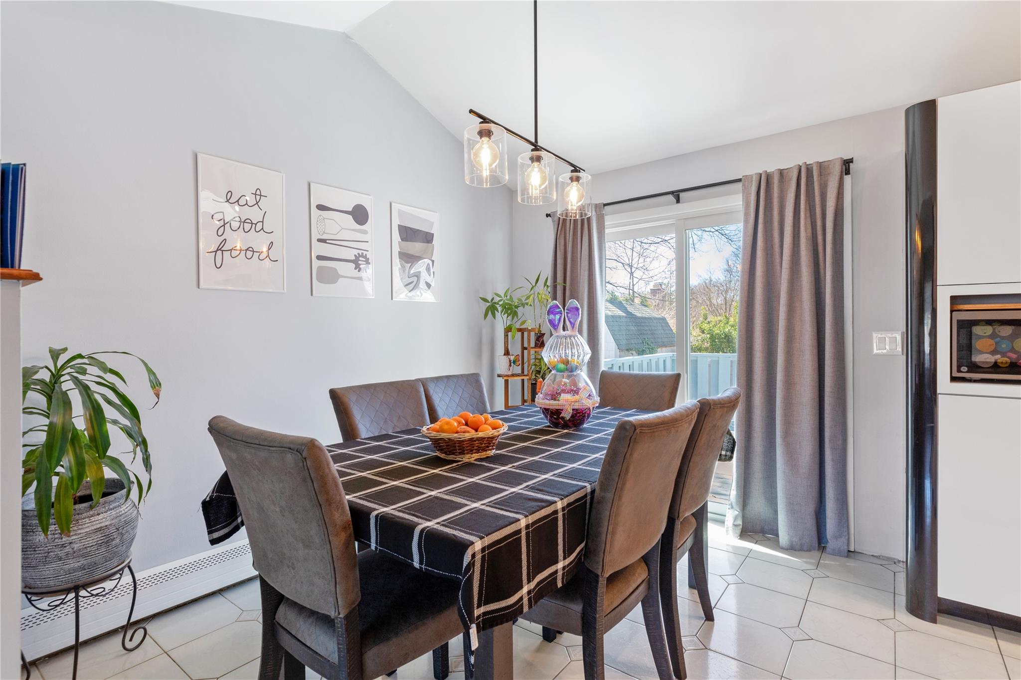 795 Bay Shore Avenue, West Islip, New York image 11