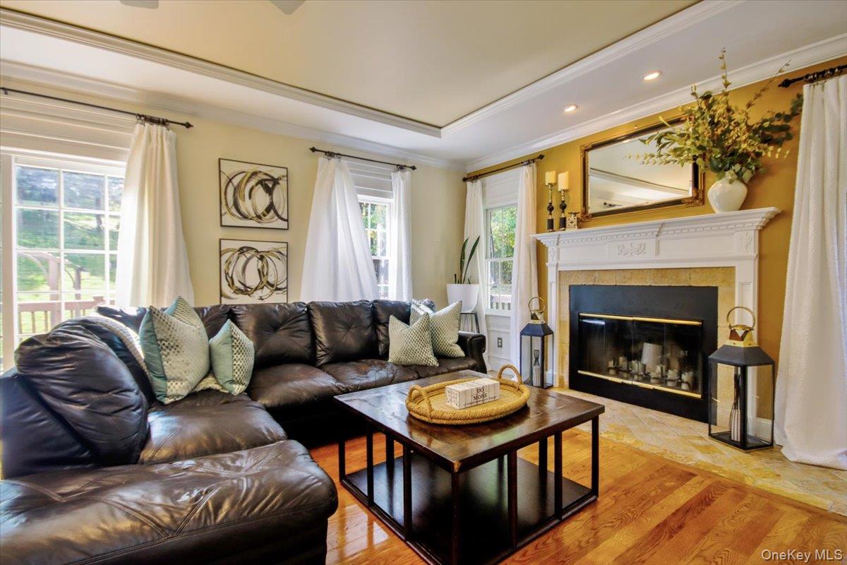 Stormville, New York 12582, United States, 4 Bedrooms Bedrooms, ,3 BathroomsBathrooms,Residential,Active,226398