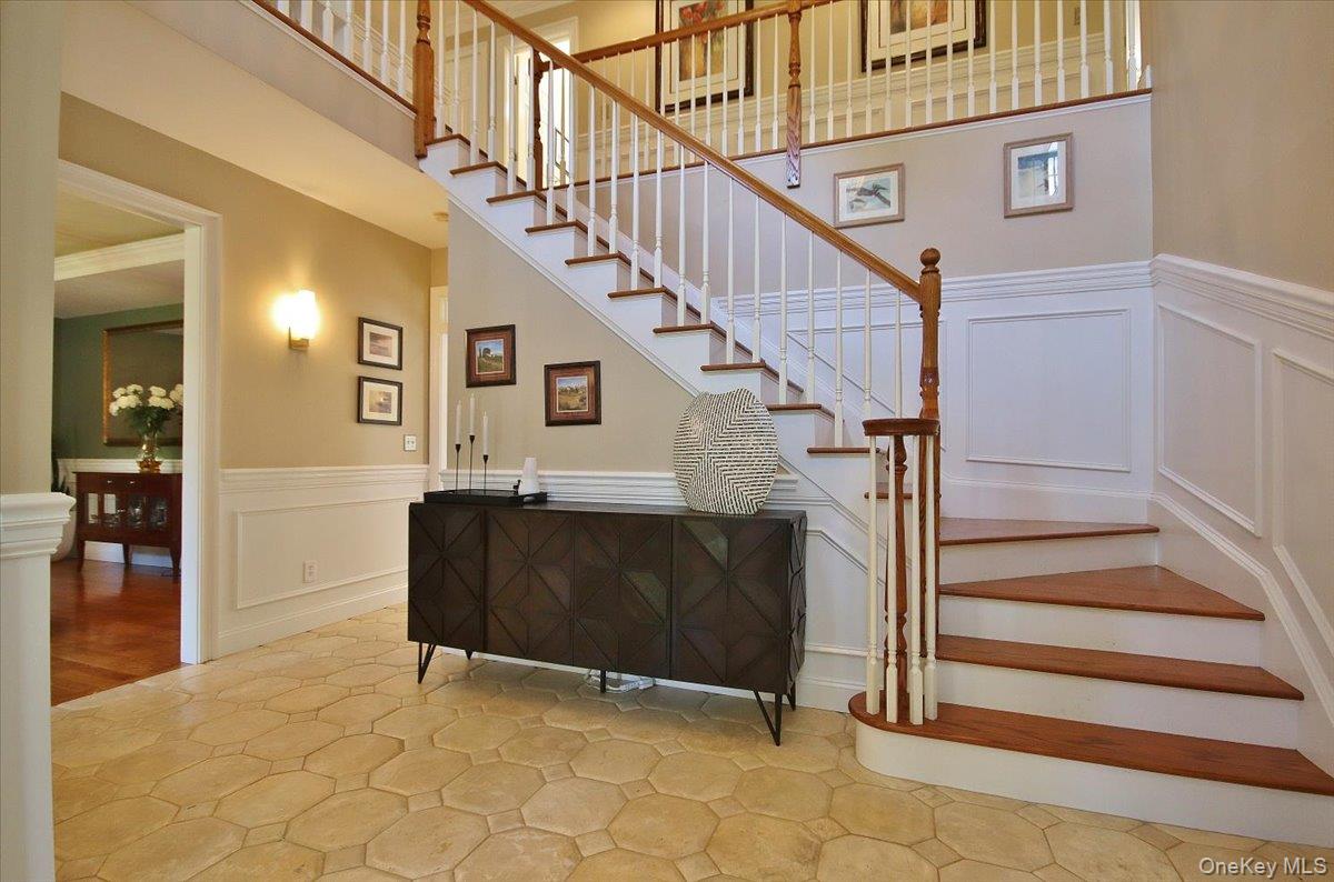 Stormville, New York 12582, United States, 4 Bedrooms Bedrooms, ,3 BathroomsBathrooms,Residential,Active,226398