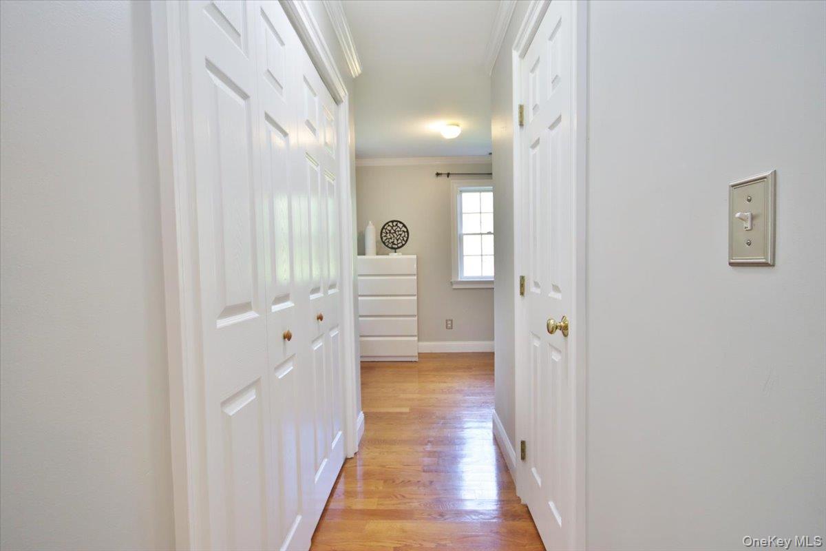 Stormville, New York 12582, United States, 4 Bedrooms Bedrooms, ,3 BathroomsBathrooms,Residential,Active,226398