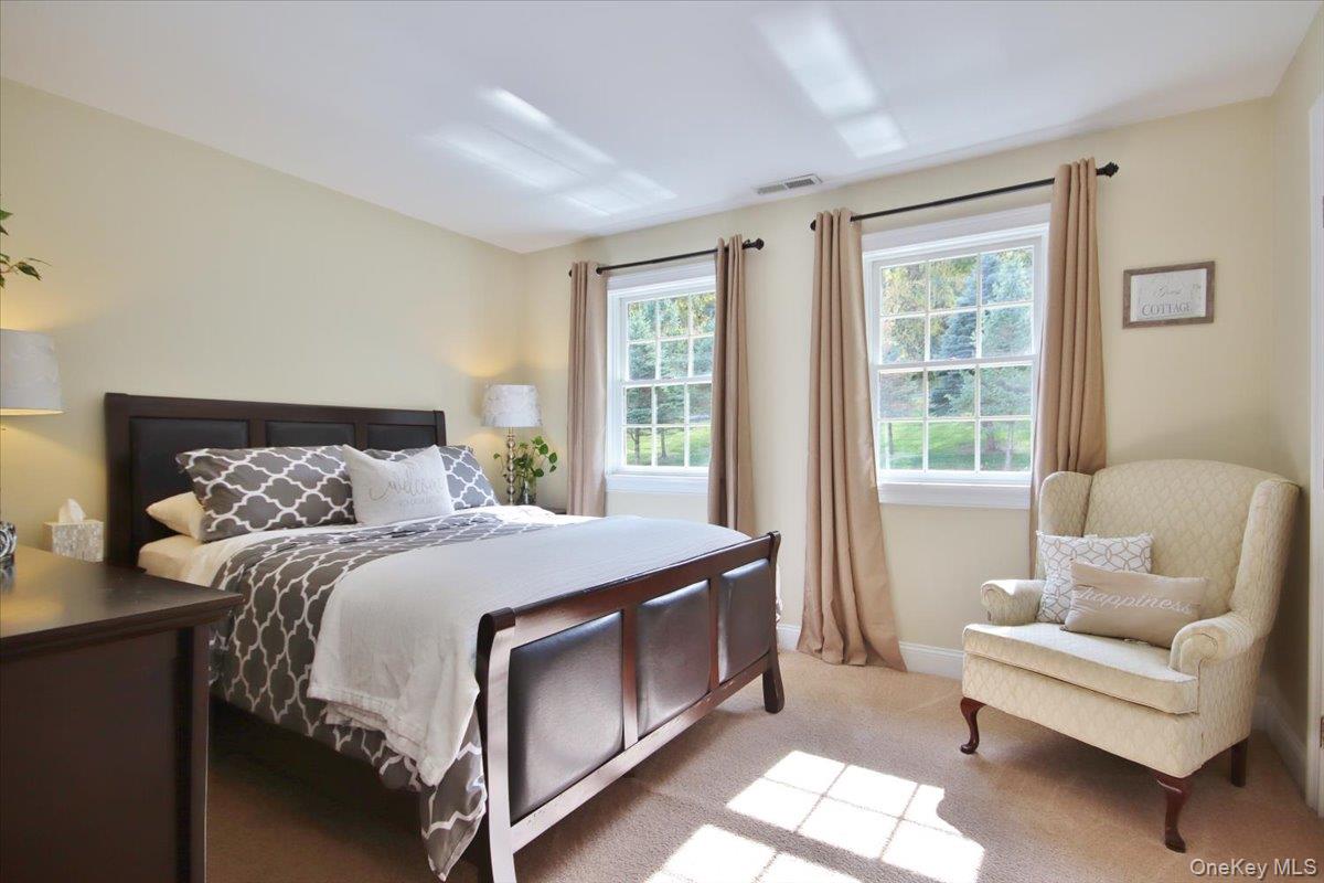 Stormville, New York 12582, United States, 4 Bedrooms Bedrooms, ,3 BathroomsBathrooms,Residential,Active,226398