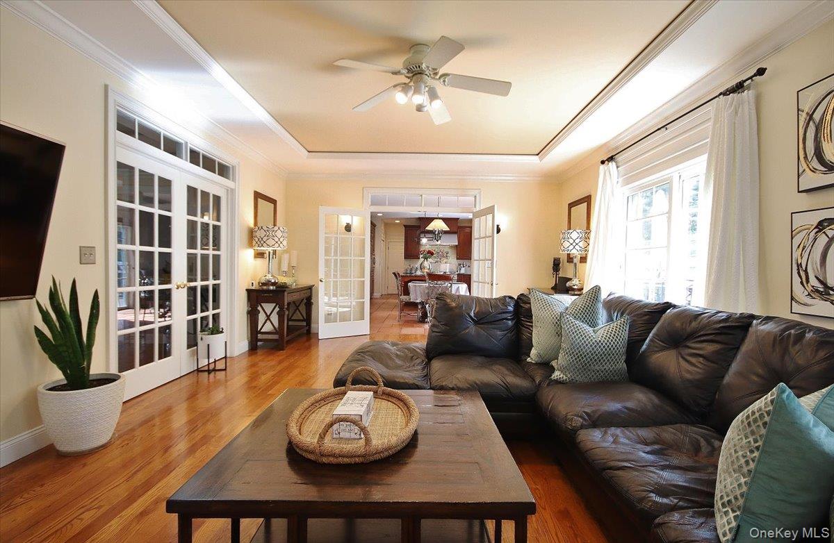 Stormville, New York 12582, United States, 4 Bedrooms Bedrooms, ,3 BathroomsBathrooms,Residential,Active,226398