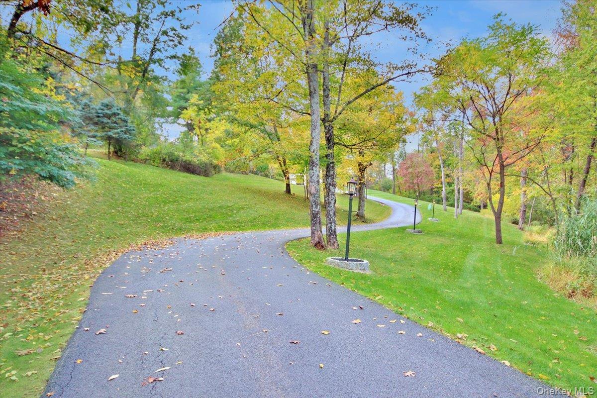 Stormville, New York 12582, United States, 4 Bedrooms Bedrooms, ,3 BathroomsBathrooms,Residential,Active,226398