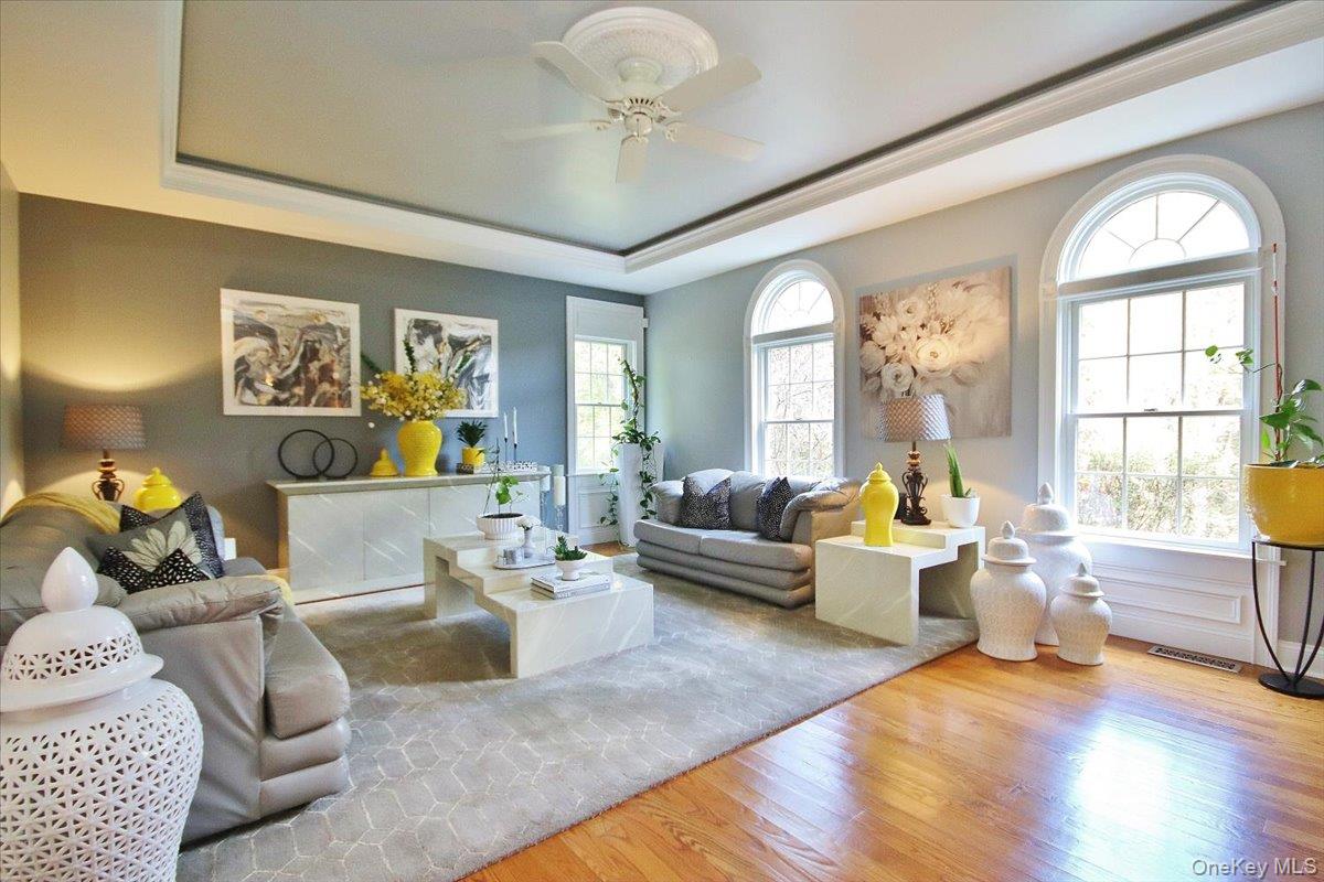 Stormville, New York 12582, United States, 4 Bedrooms Bedrooms, ,3 BathroomsBathrooms,Residential,Active,226398