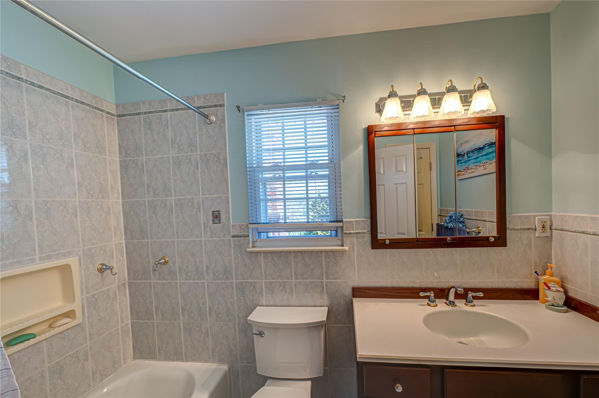 20 Bayview Road, Amityville, New York image 19