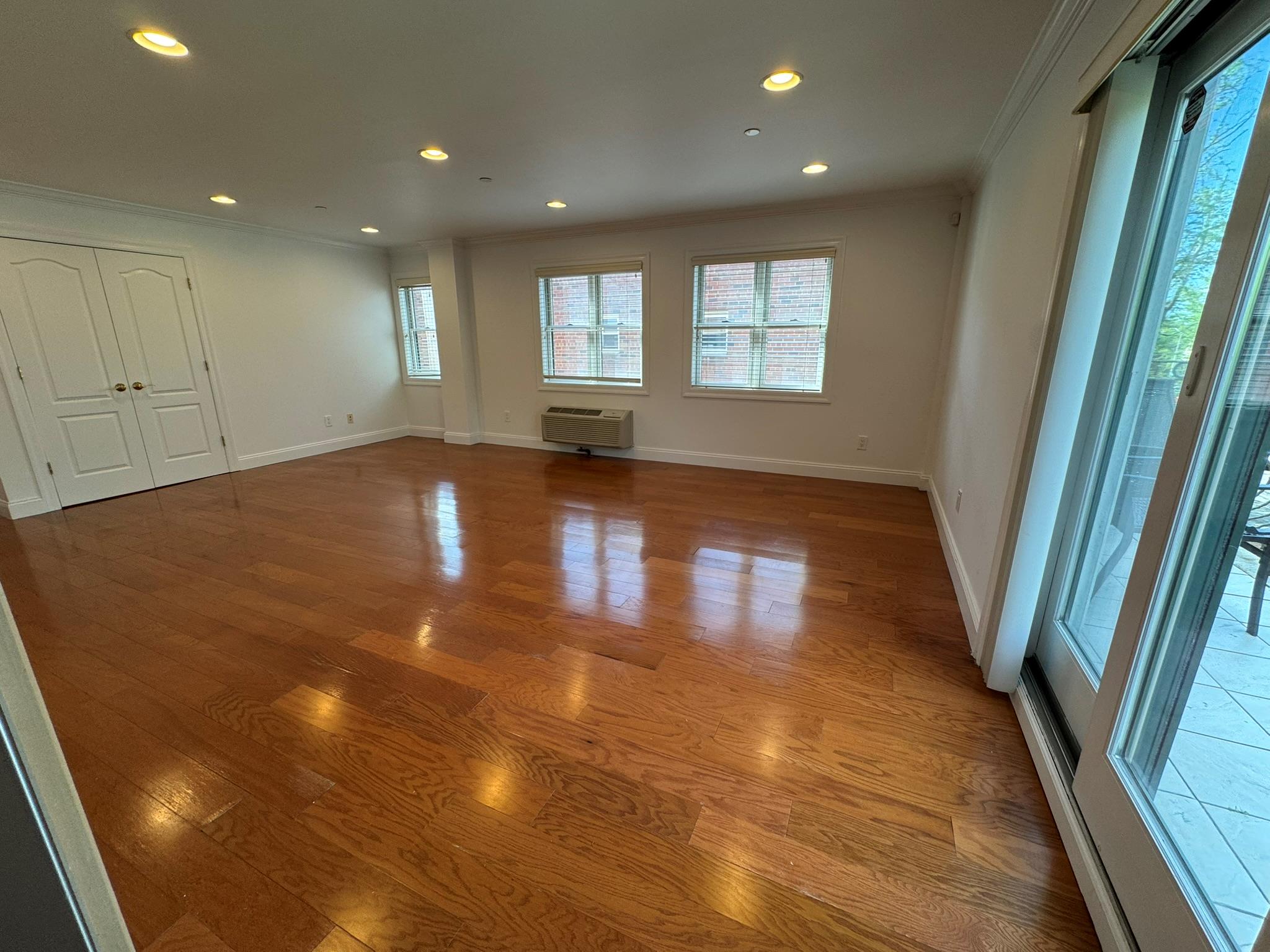 42-23 212 Street #3C, Bayside, New York image 2