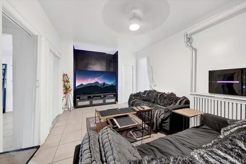 Photo of 1972 Lafontaine Avenue #1972, Bronx, NY 10457 (MLS # 924227)