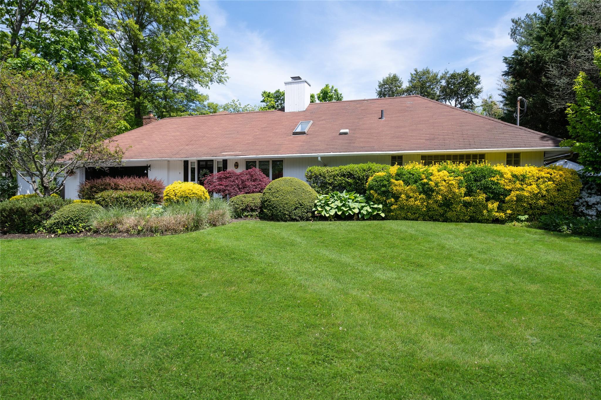 94 Schoolhouse Lane