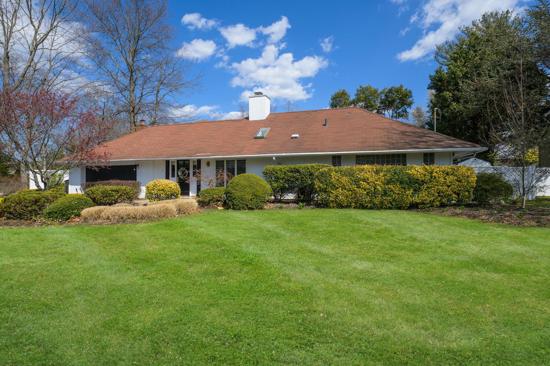 94 Schoolhouse Lane, Roslyn Heights, New York image 31
