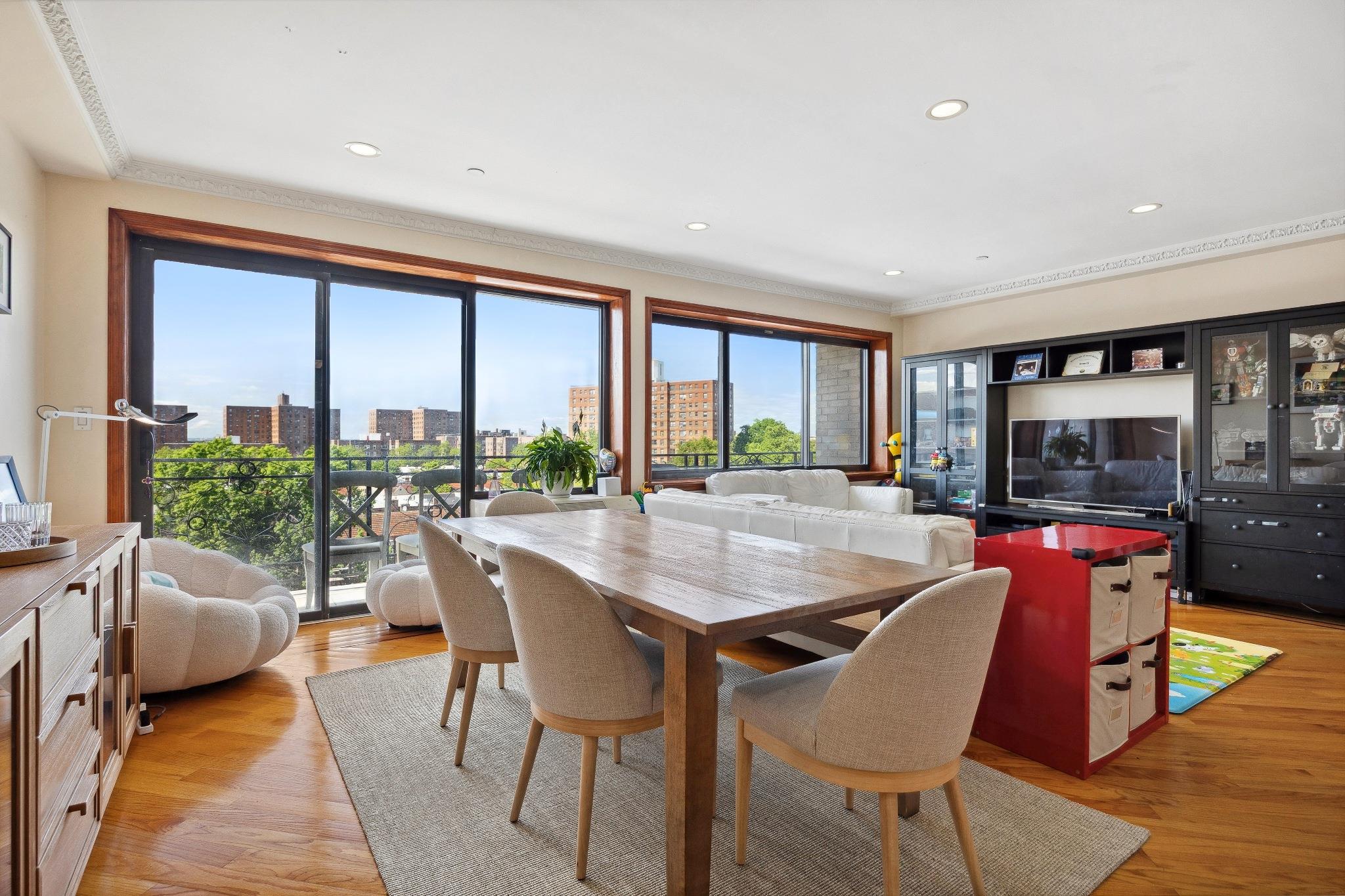99-31 66th Avenue #5A, Rego Park, New York image 4