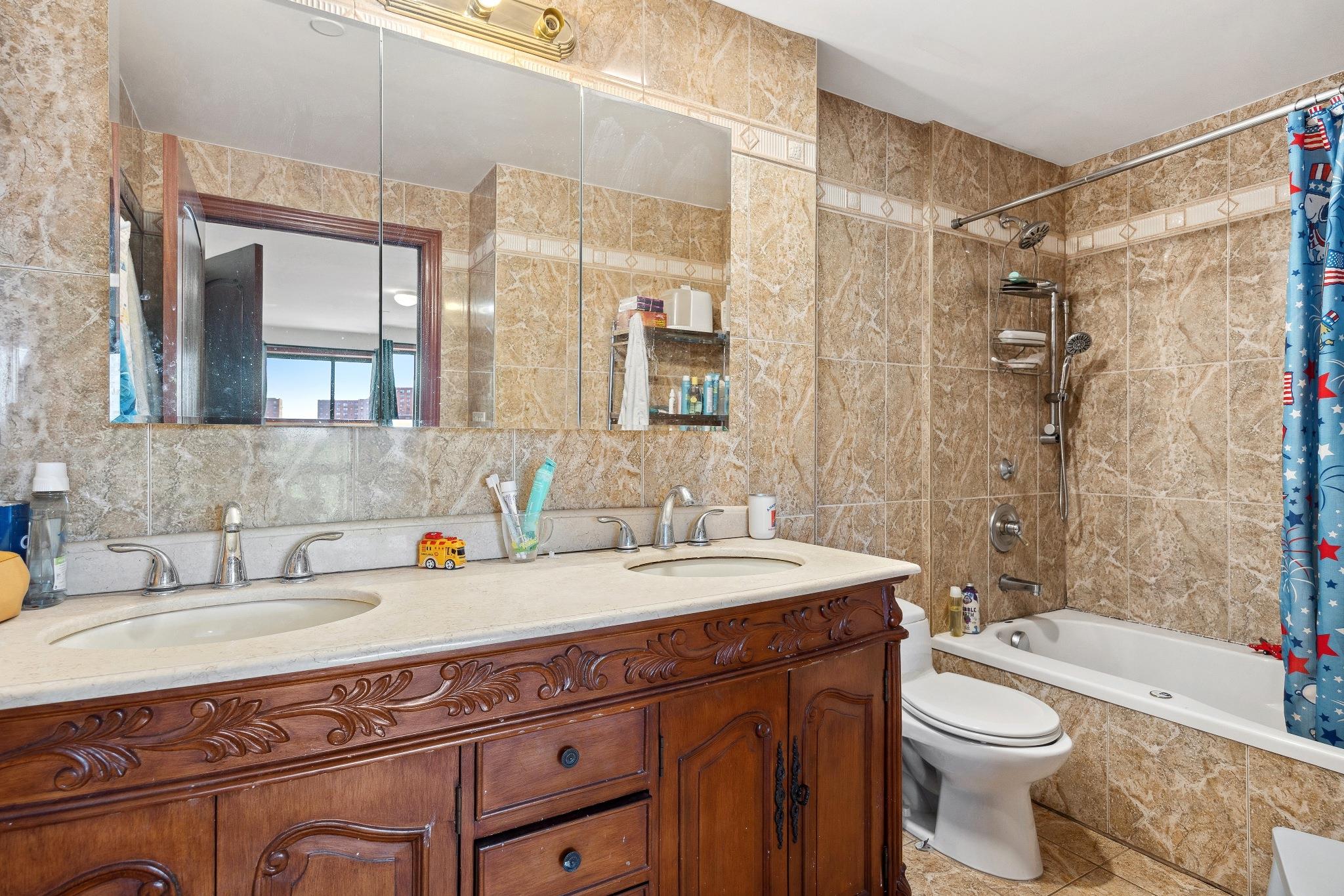 99-31 66th Avenue #5A, Rego Park, New York image 19