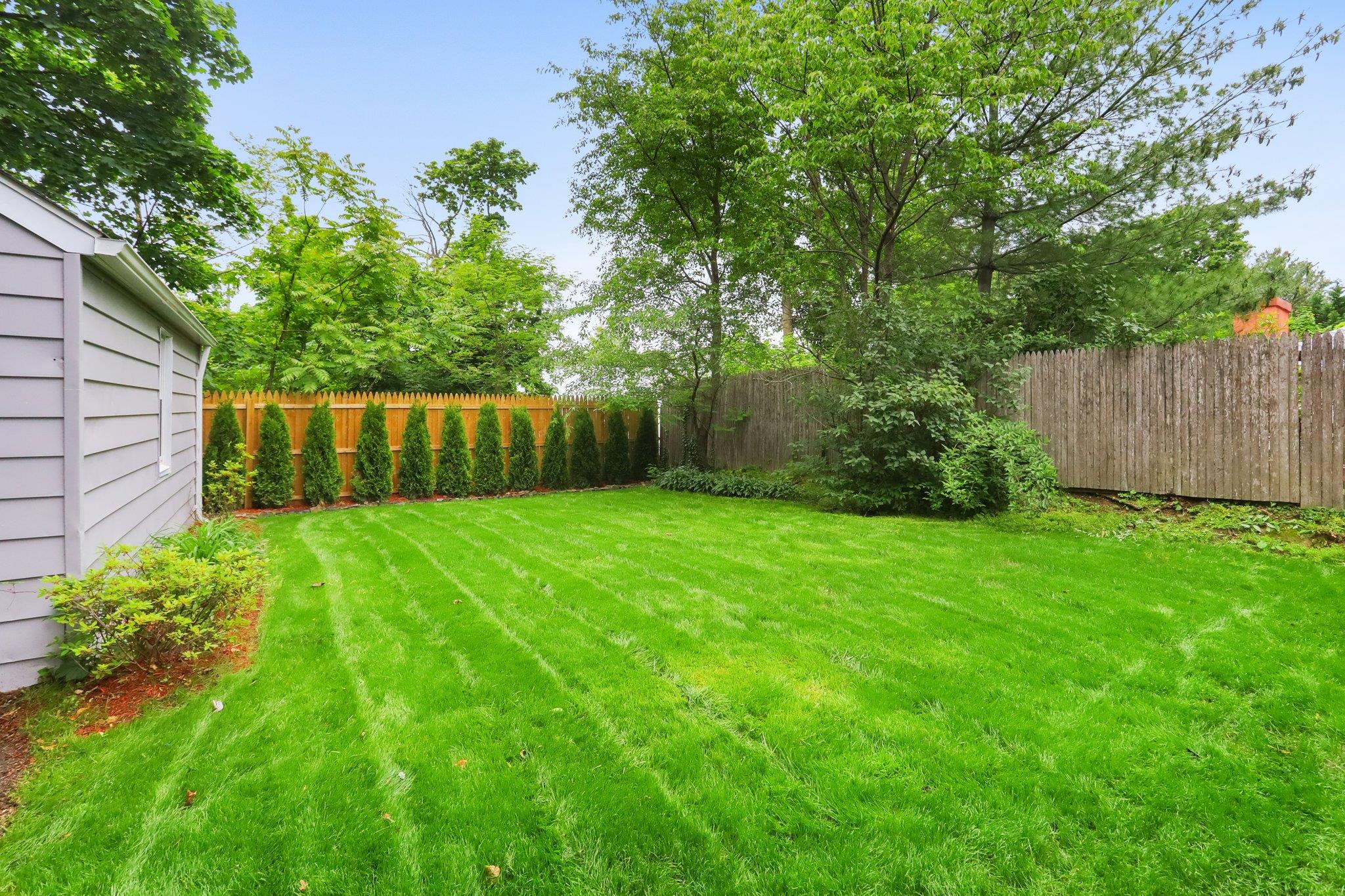 19 Deane Place, Larchmont, New York image 17