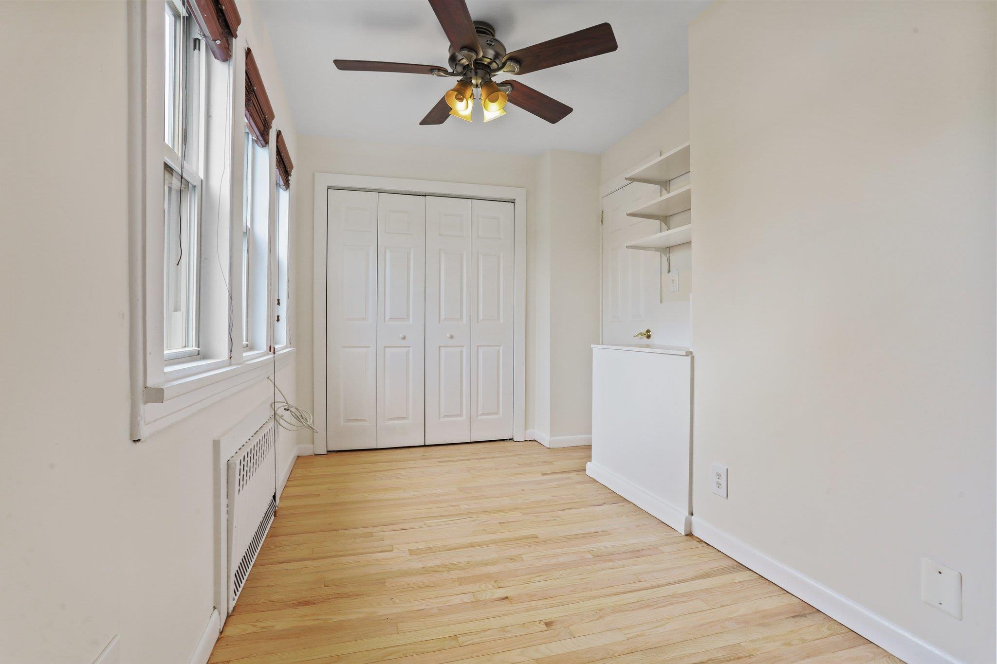 19 Deane Place, Larchmont, New York image 12
