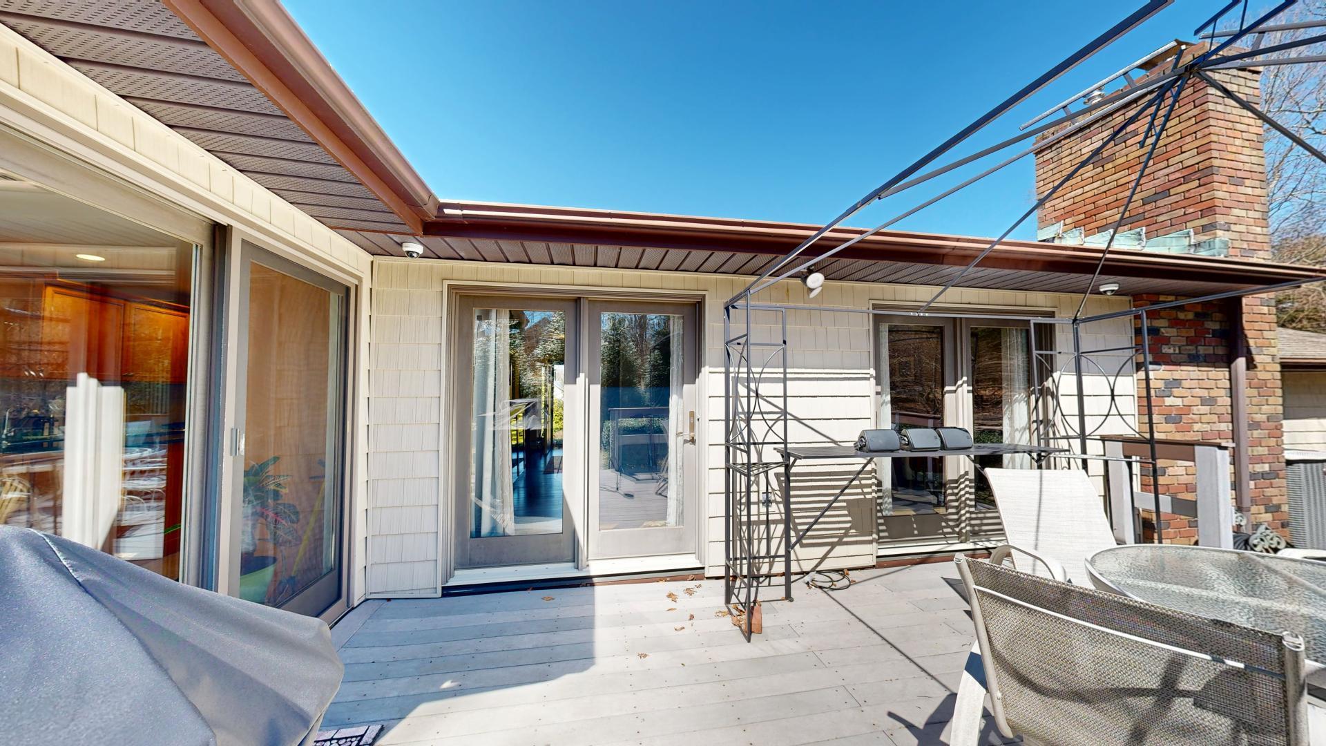 1 W Peach Street, Wading River, Florida image 38