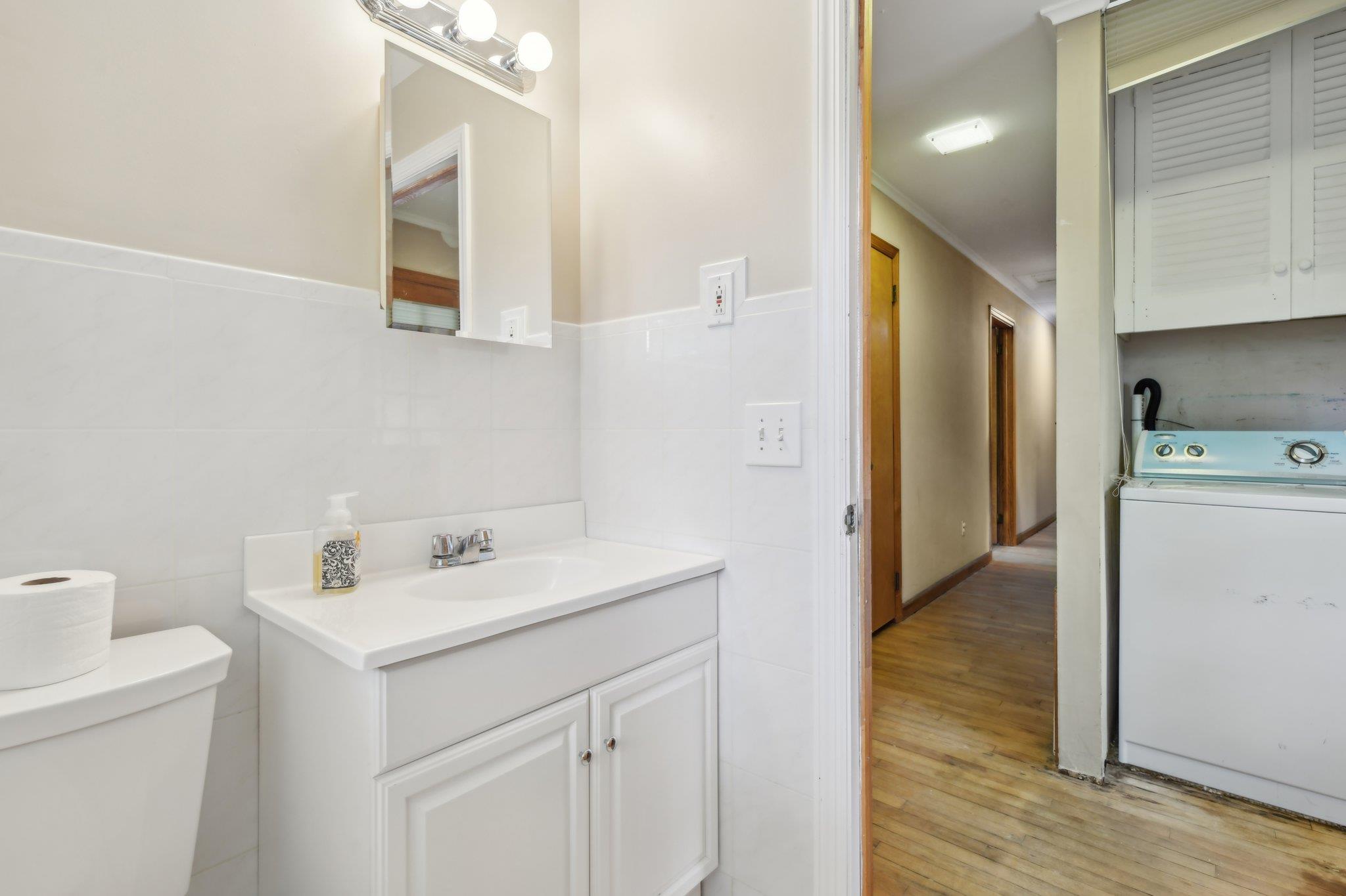 54 Cedar Street, Stony Brook, New York image 9
