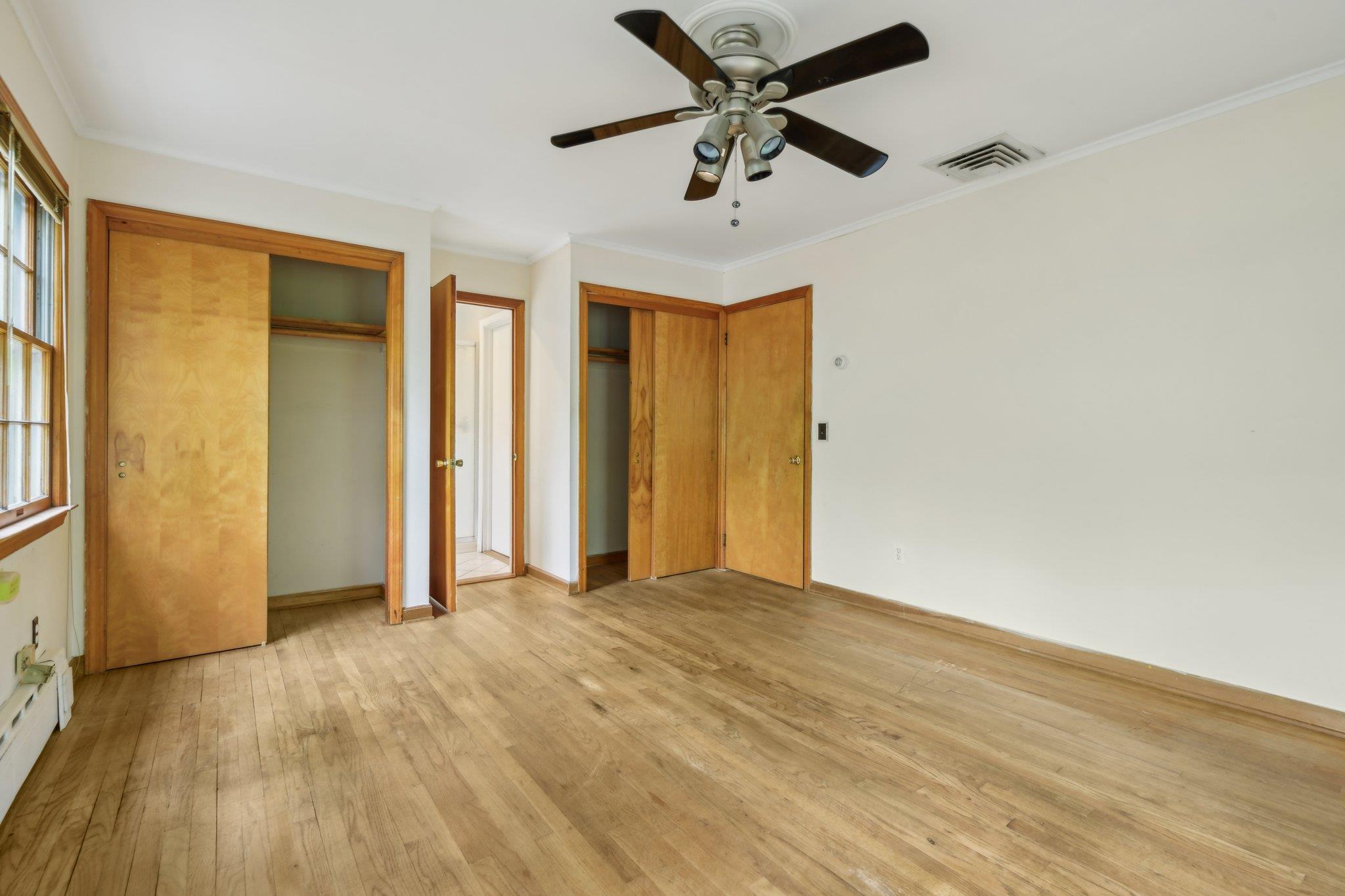 54 Cedar Street, Stony Brook, New York image 23