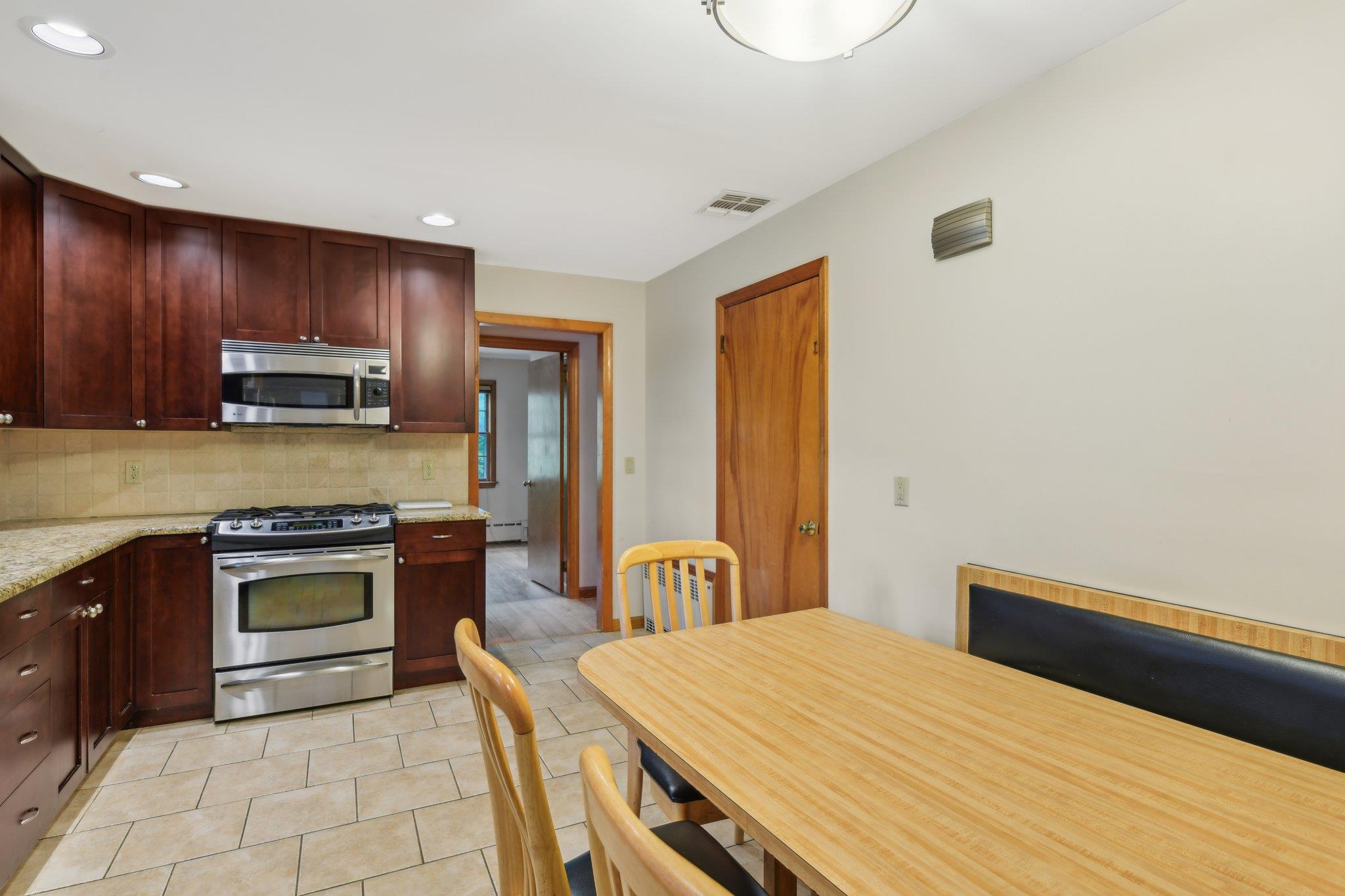 54 Cedar Street, Stony Brook, New York image 13