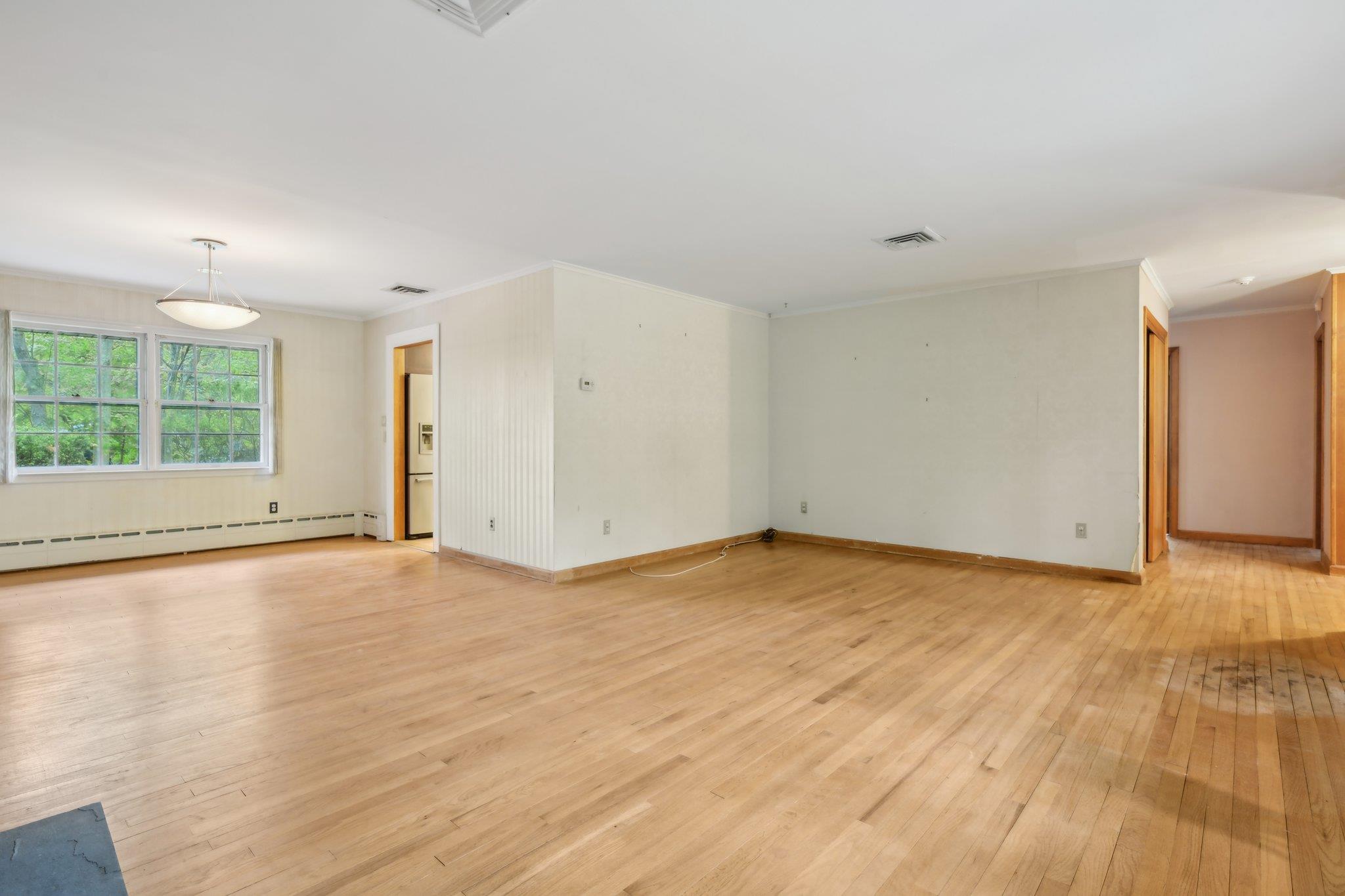 54 Cedar Street, Stony Brook, New York image 6