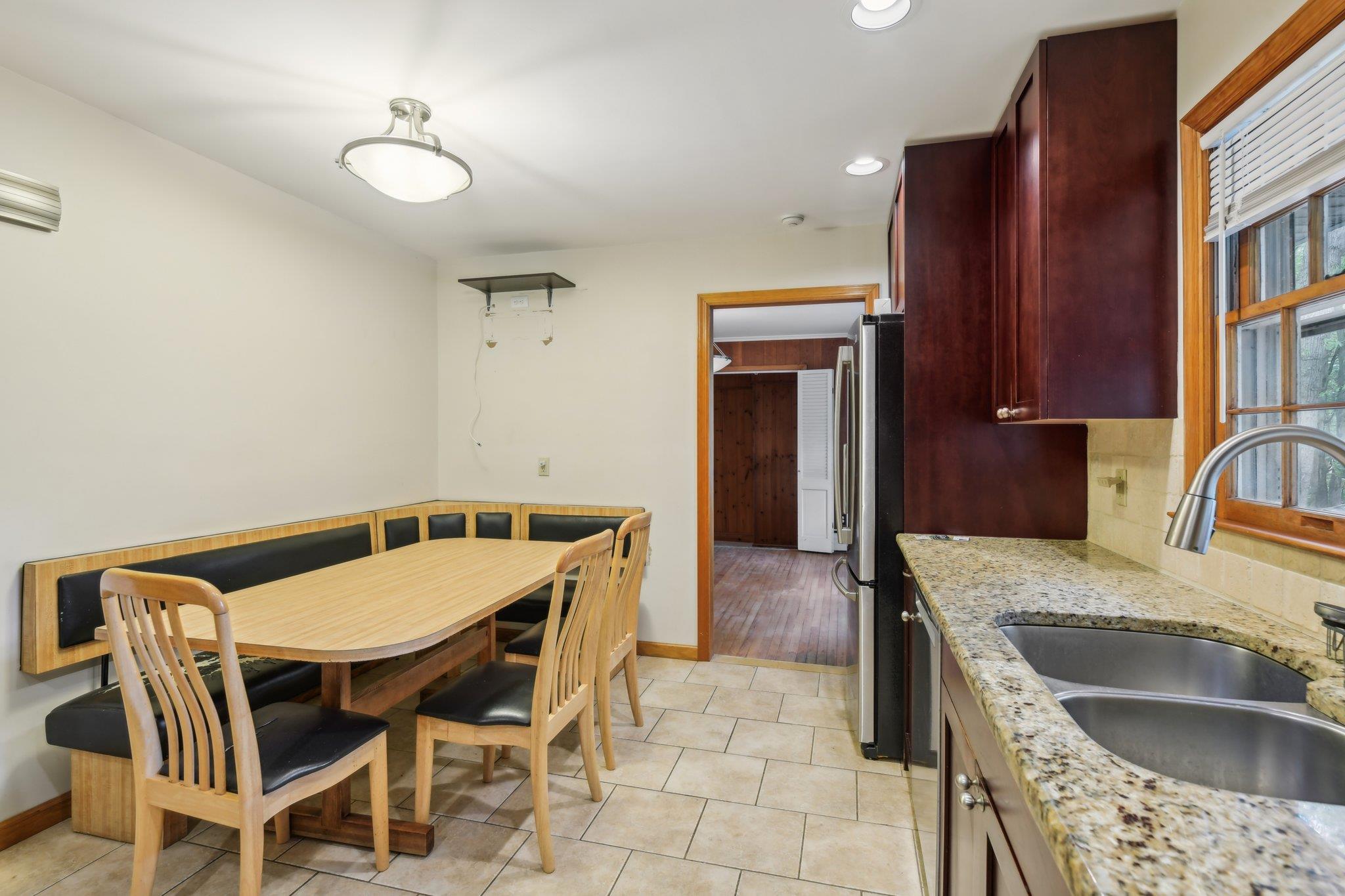 54 Cedar Street, Stony Brook, New York image 11