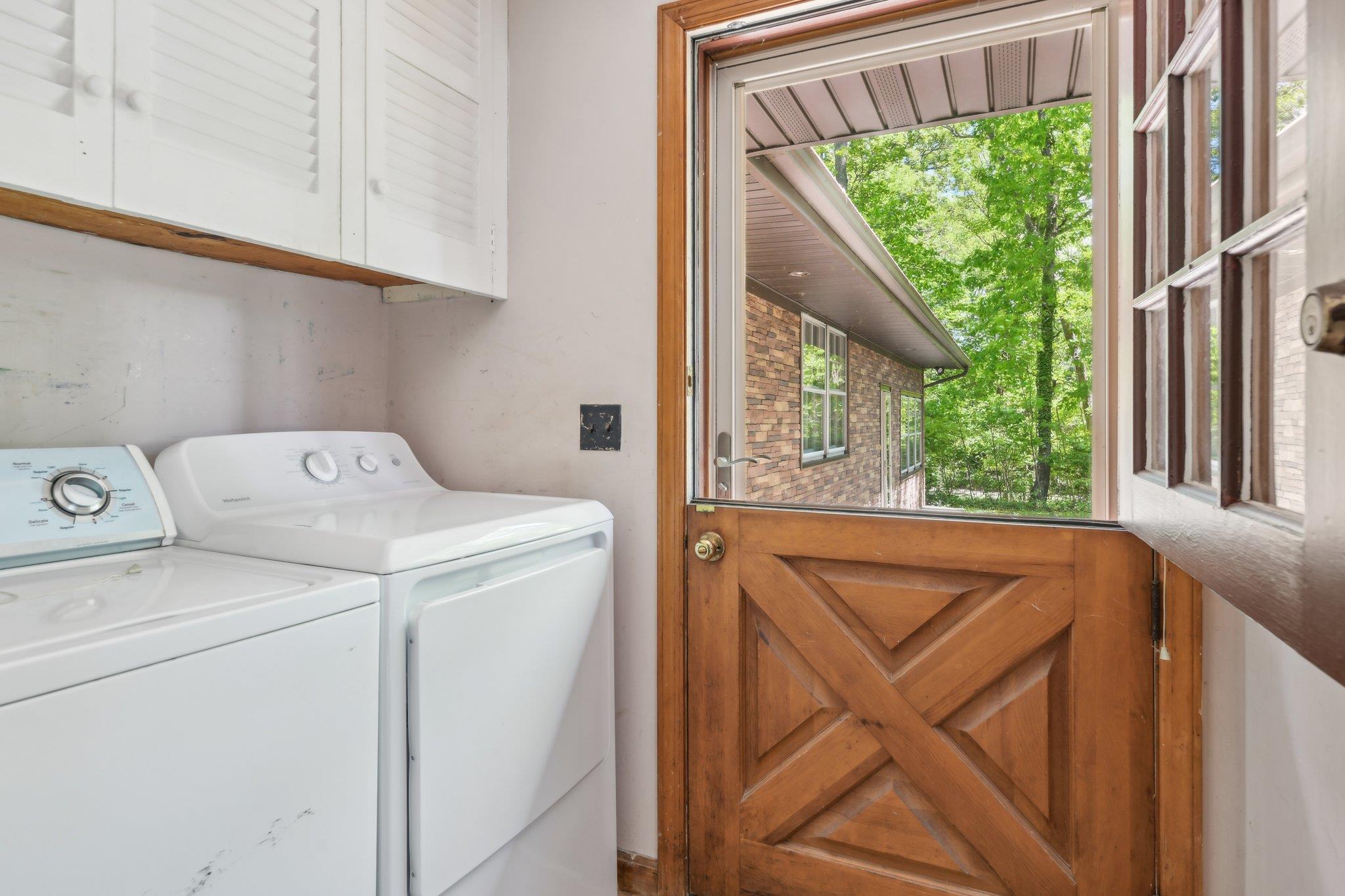 54 Cedar Street, Stony Brook, New York image 26