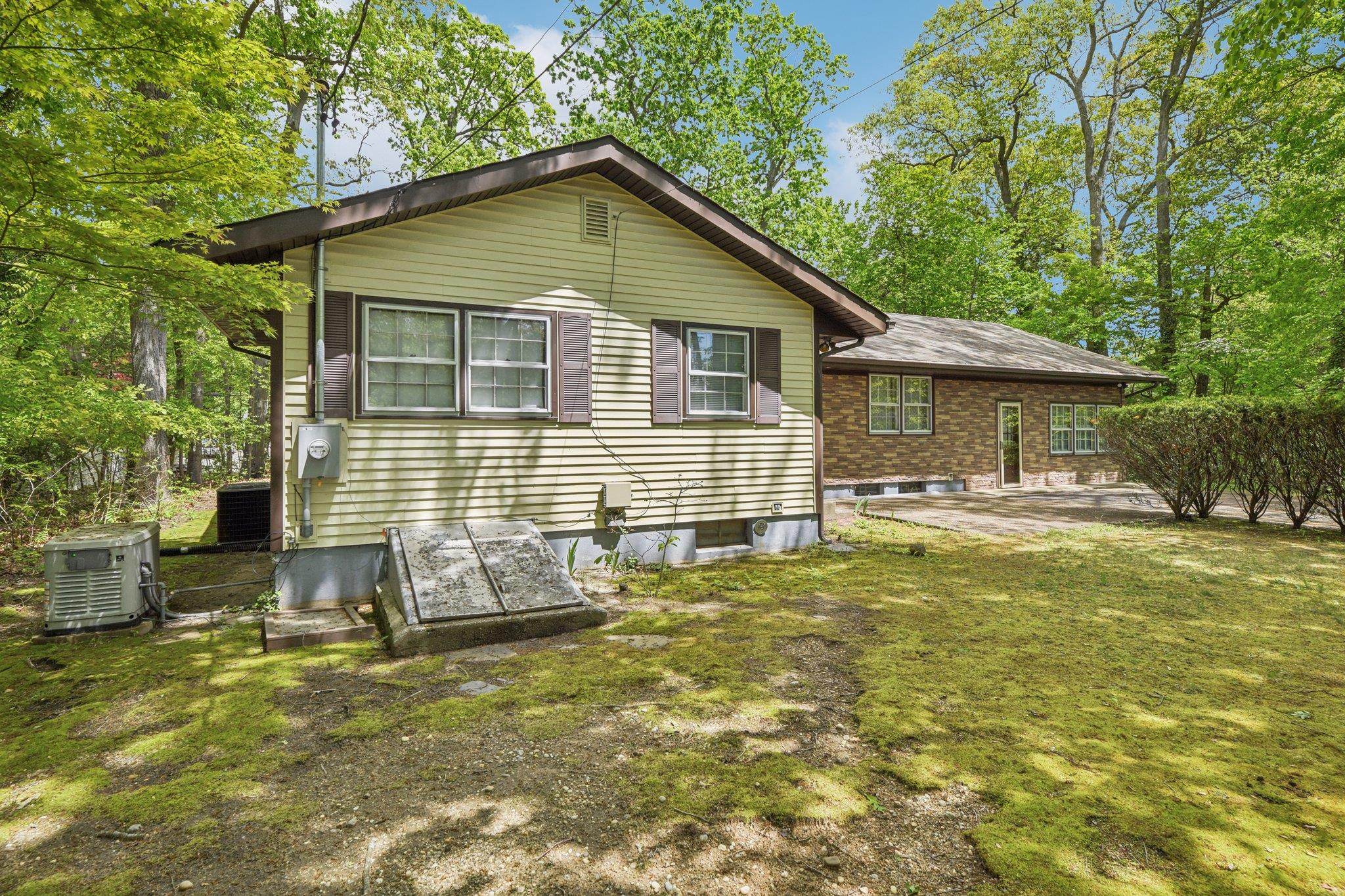 54 Cedar Street, Stony Brook, New York image 43