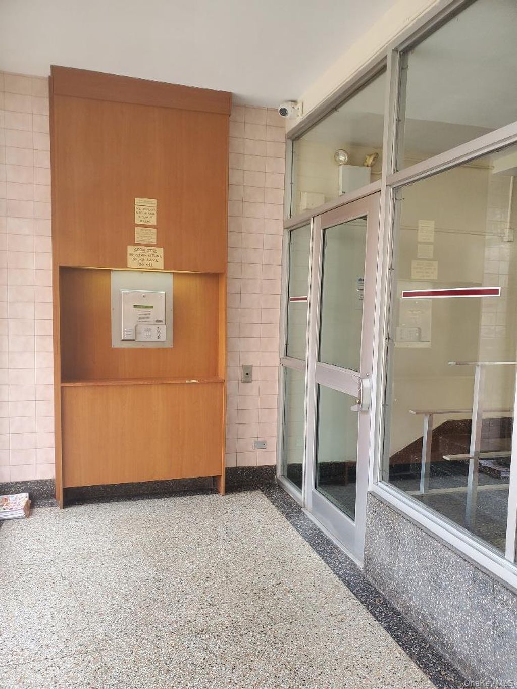 Photo of 33-44 Junction Boulevard Blvd #6-X, Jackson Heights, NY 11372 (MLS # 952423)