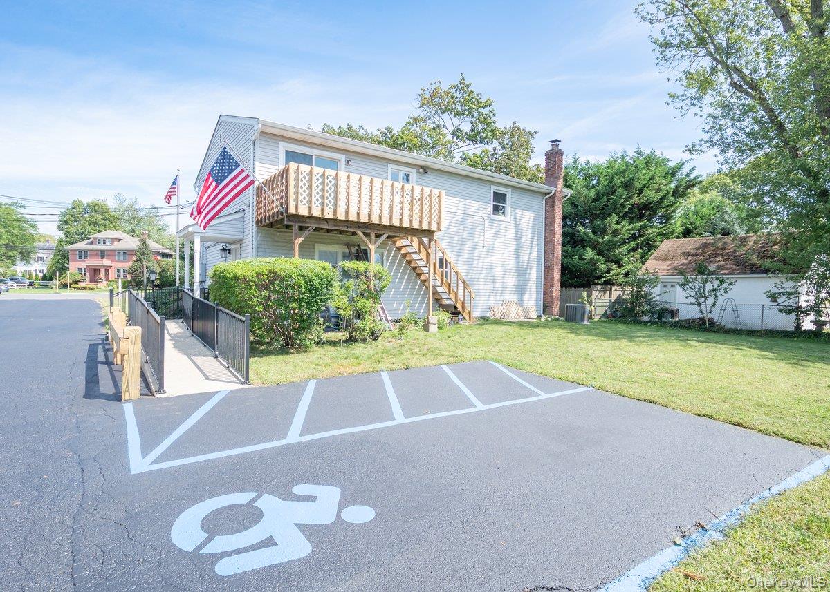 60 Little East Neck Road