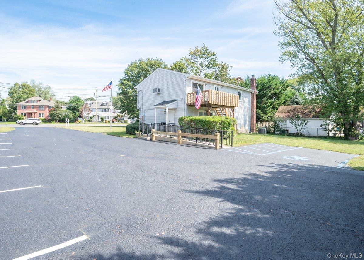 60 Little East Neck Road