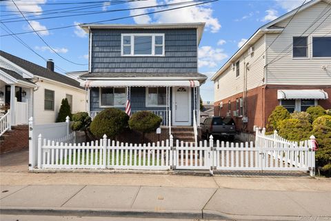 224 W Broadway Inwood NY 11096