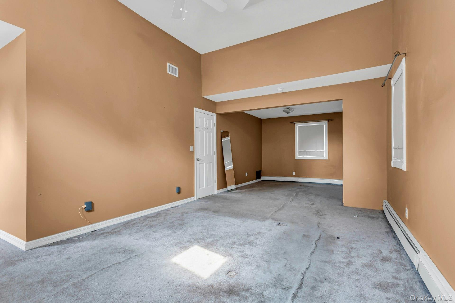 Glen Cove, New York 11542, United States, 4 Bedrooms Bedrooms, ,2 BathroomsBathrooms,Residential,Coming Soon,177484