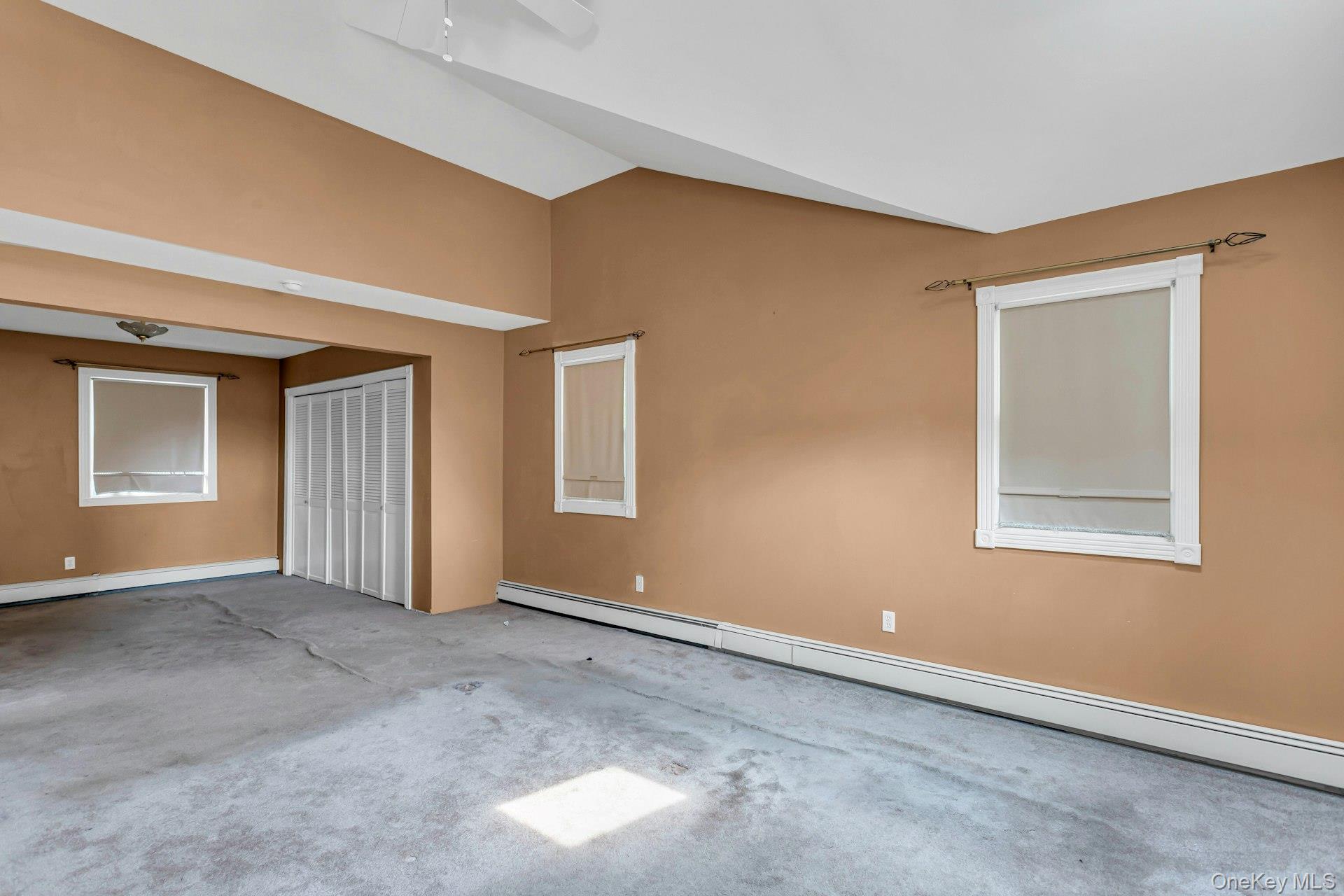 Glen Cove, New York 11542, United States, 4 Bedrooms Bedrooms, ,2 BathroomsBathrooms,Residential,Coming Soon,177484