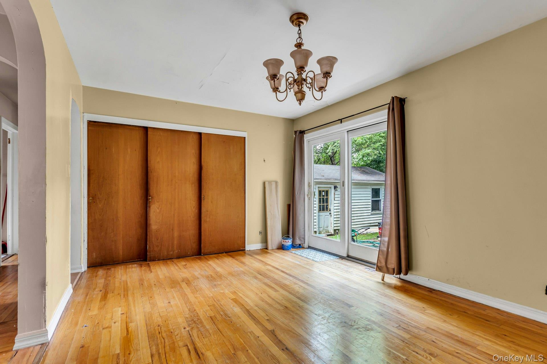 Glen Cove, New York 11542, United States, 4 Bedrooms Bedrooms, ,2 BathroomsBathrooms,Residential,Coming Soon,177484