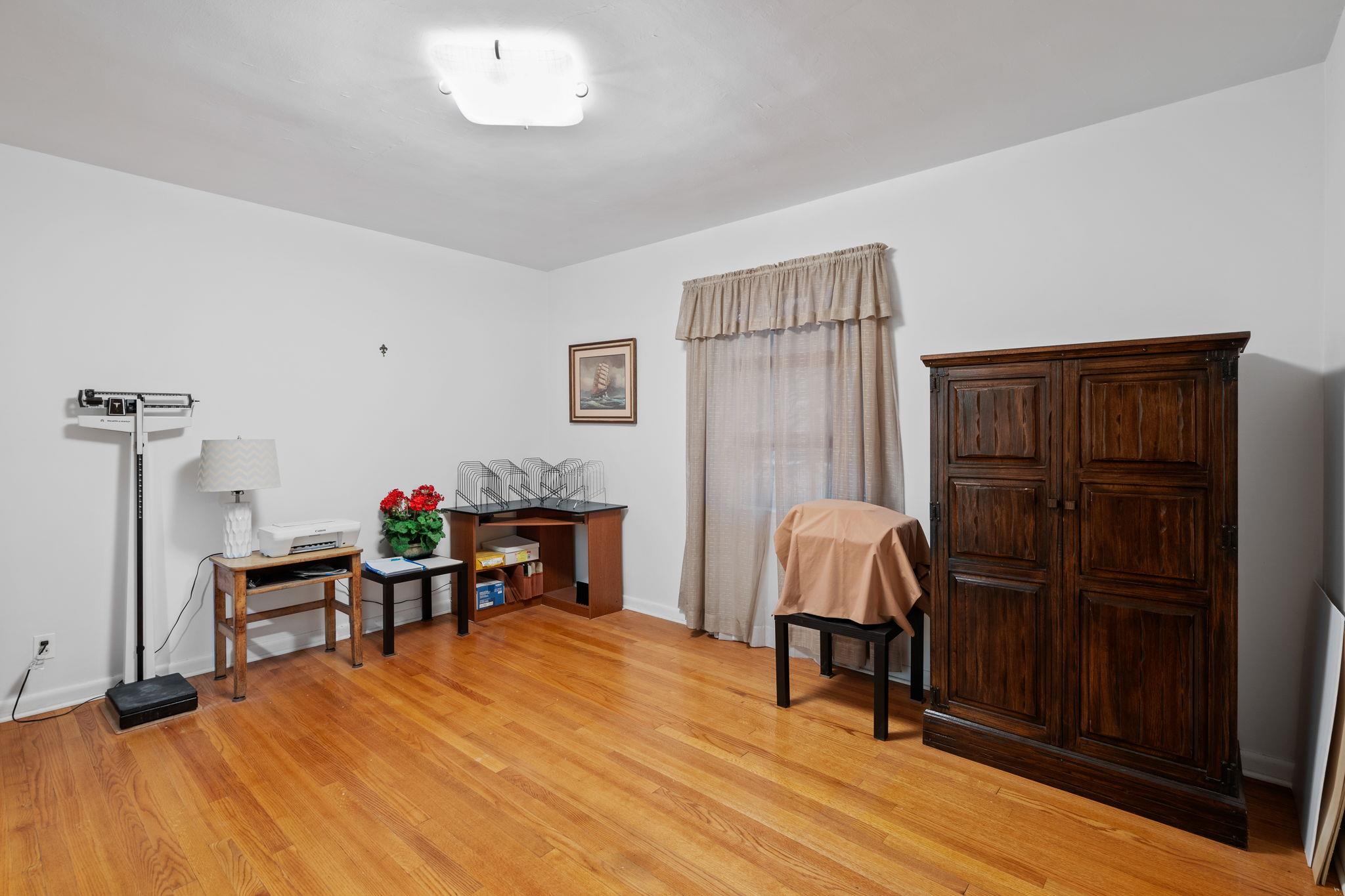 29 Maiden Lane, Port Jervis, New York image 37
