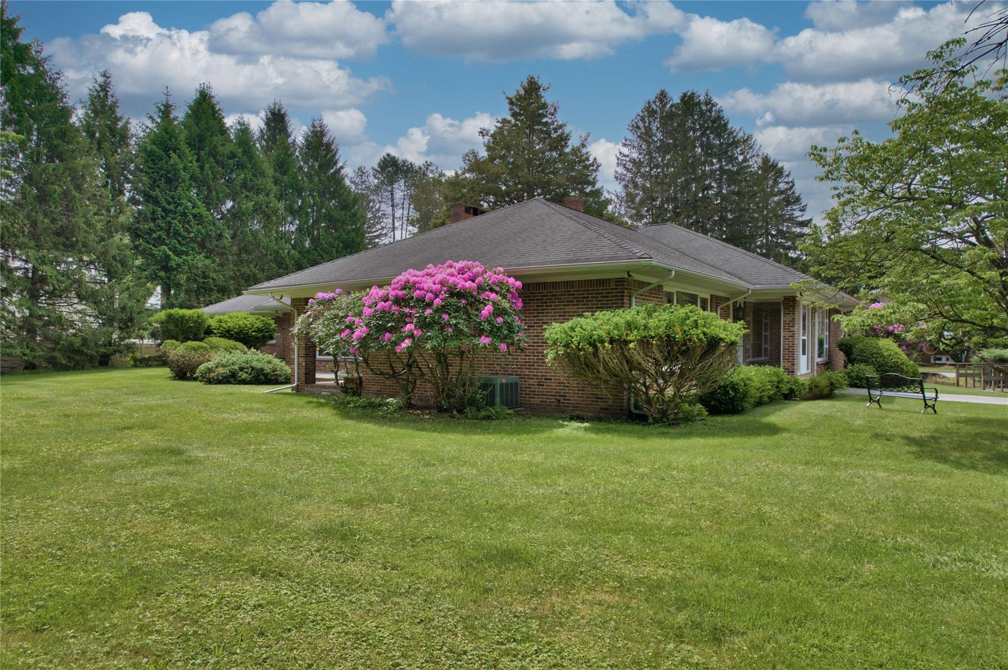 29 Maiden Lane, Port Jervis, New York image 14