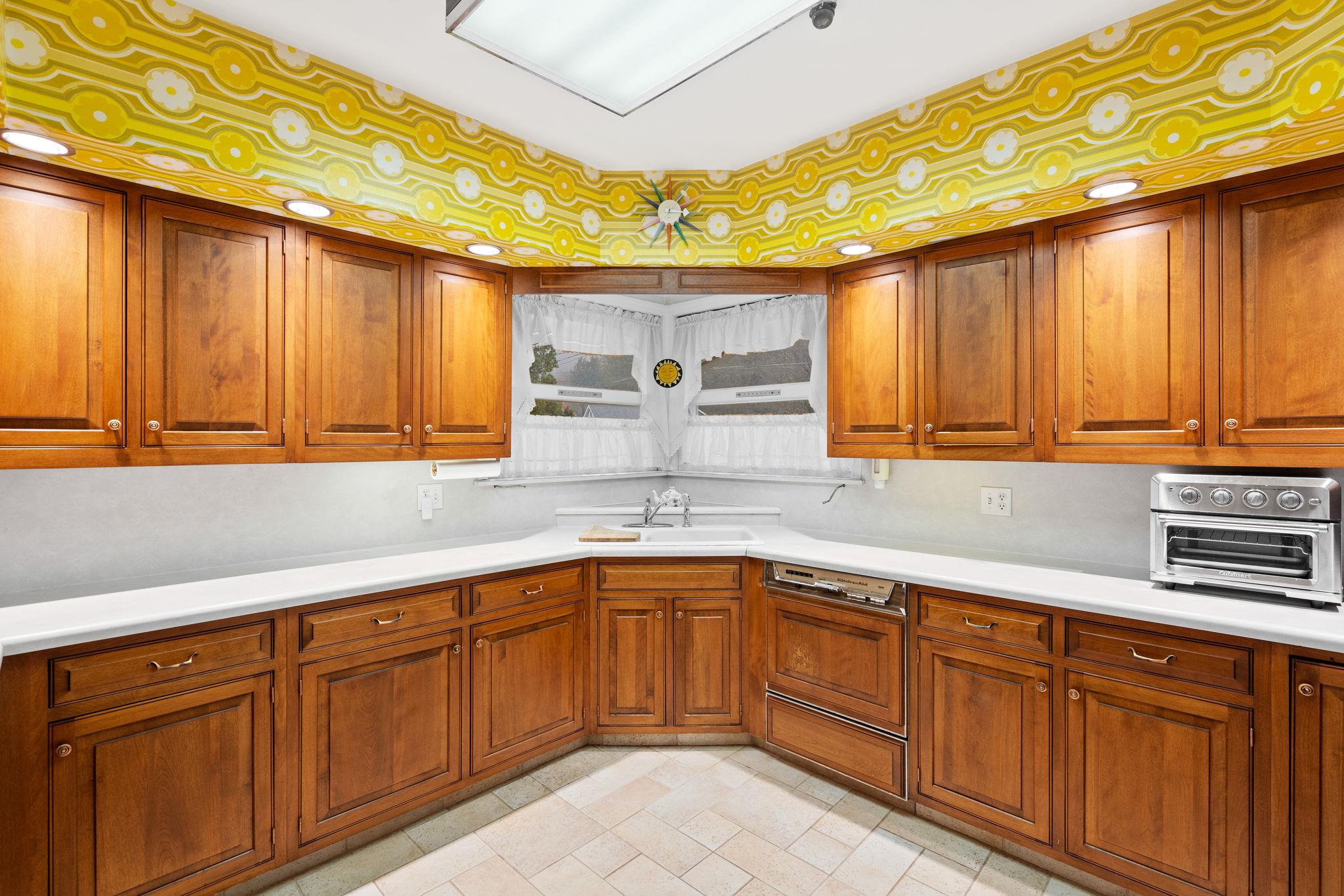 29 Maiden Lane, Port Jervis, New York image 17
