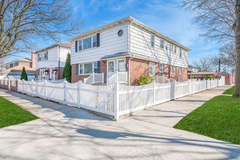 268-04 83rd Avenue New Hyde Park NY 11040