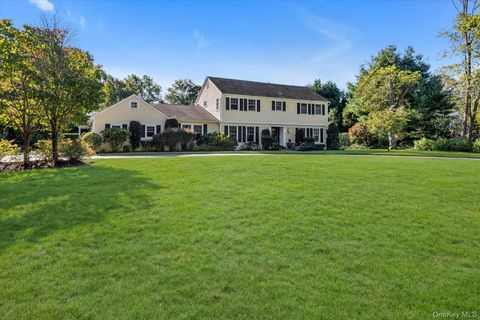 Homes For Sale - 7 Shady Meadow Lane<br/> Syosset, NY 11791