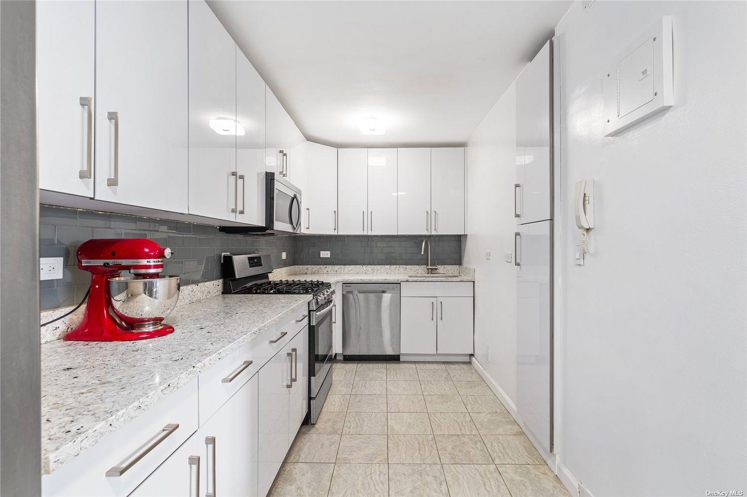 102-30 66th Road #K-3, Forest Hills, New York image 8