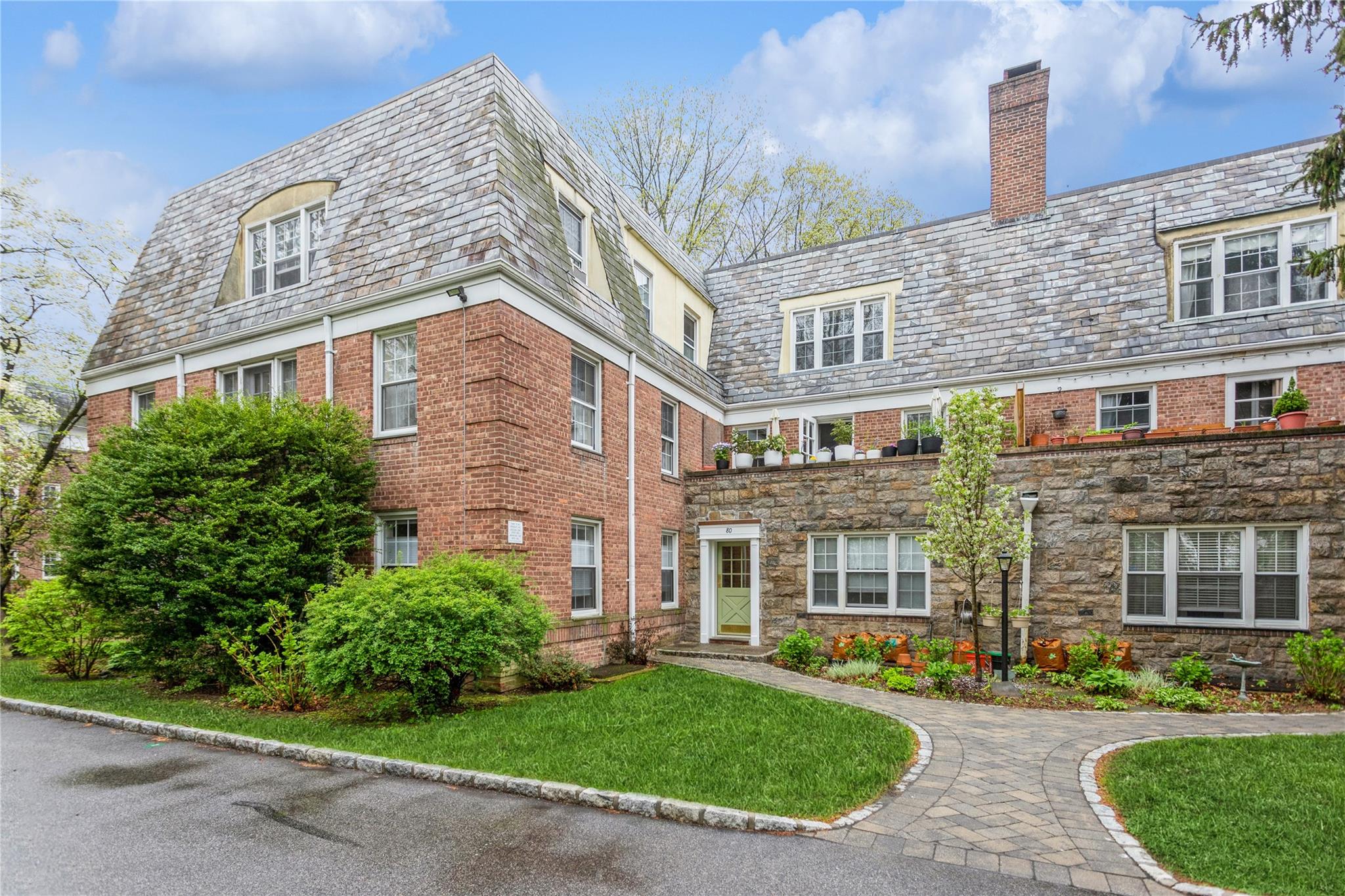 80 Pinewood Road #1B, Hartsdale, New York image 1
