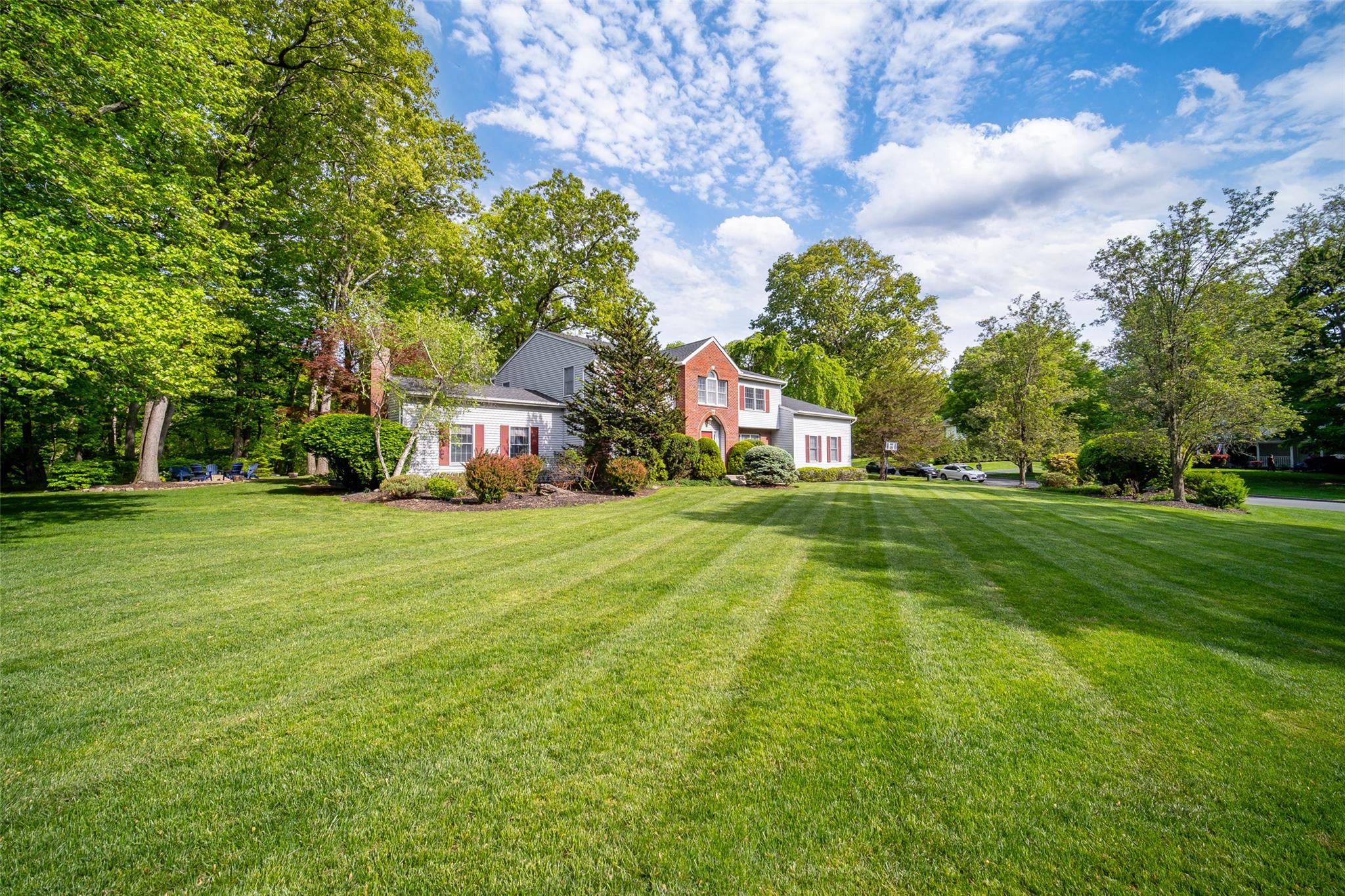6 Henry Court, Suffern, New York image 3