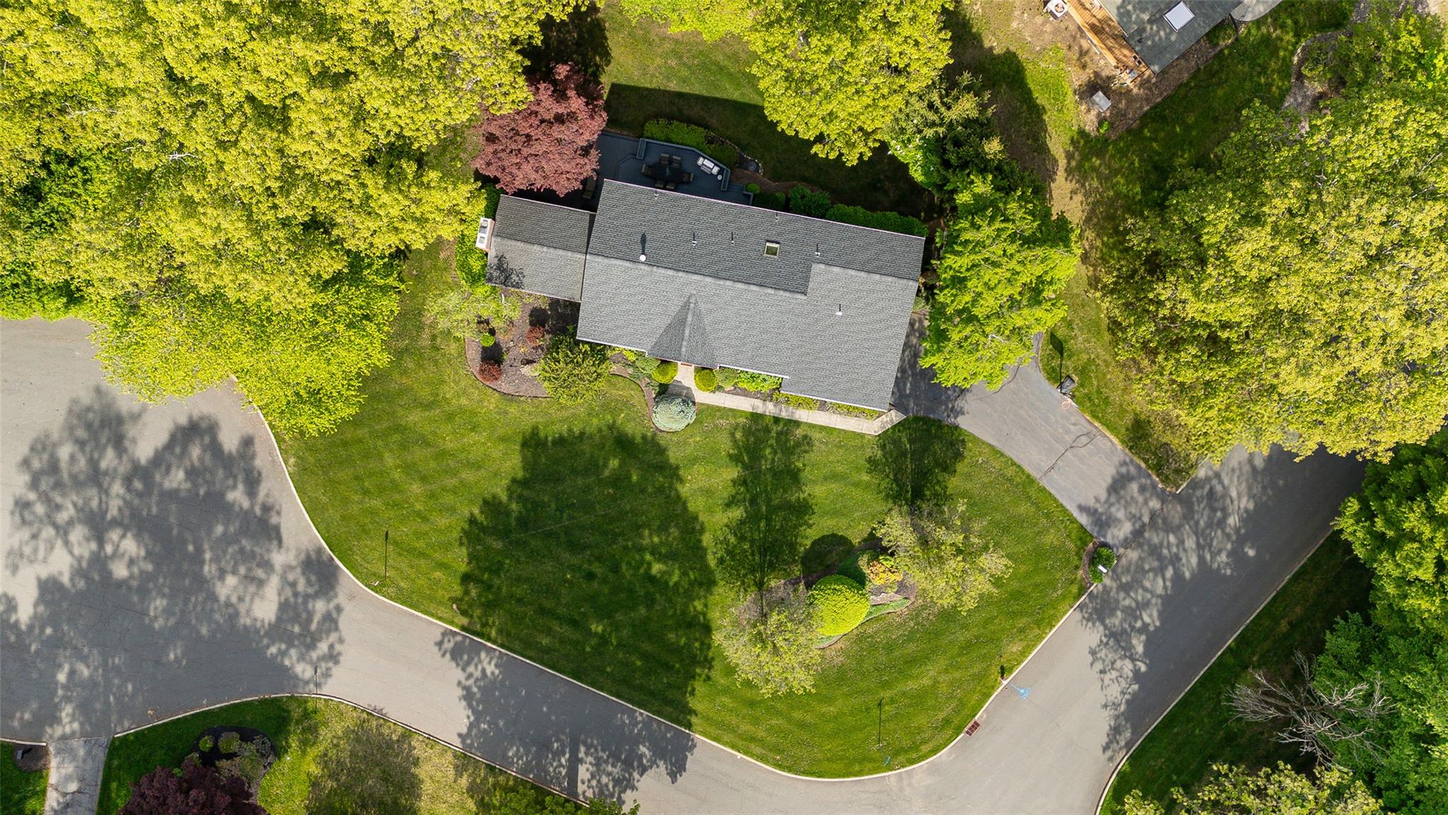 6 Henry Court, Suffern, New York image 32